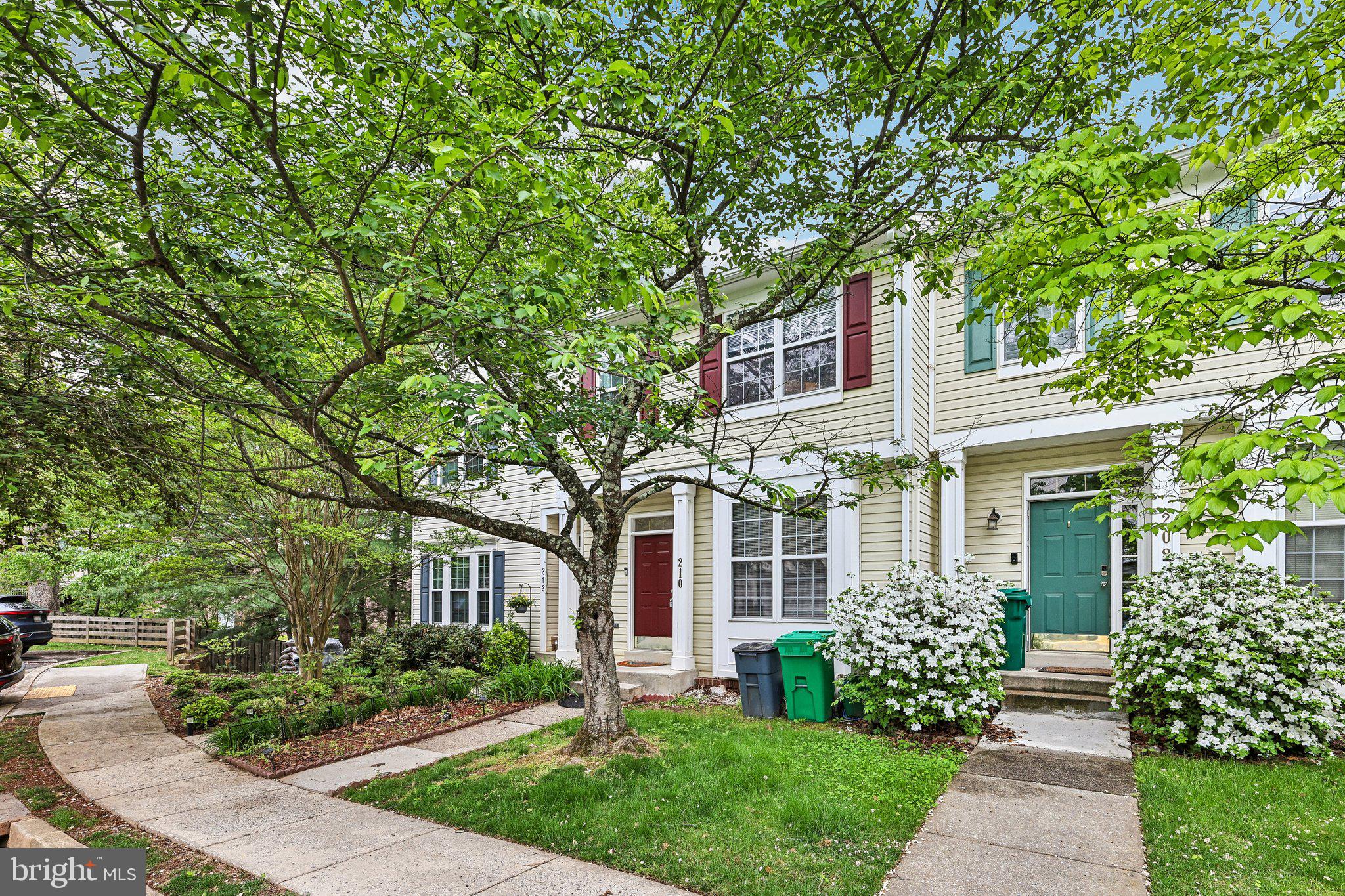 DIAMOND PROPERTY - Residential