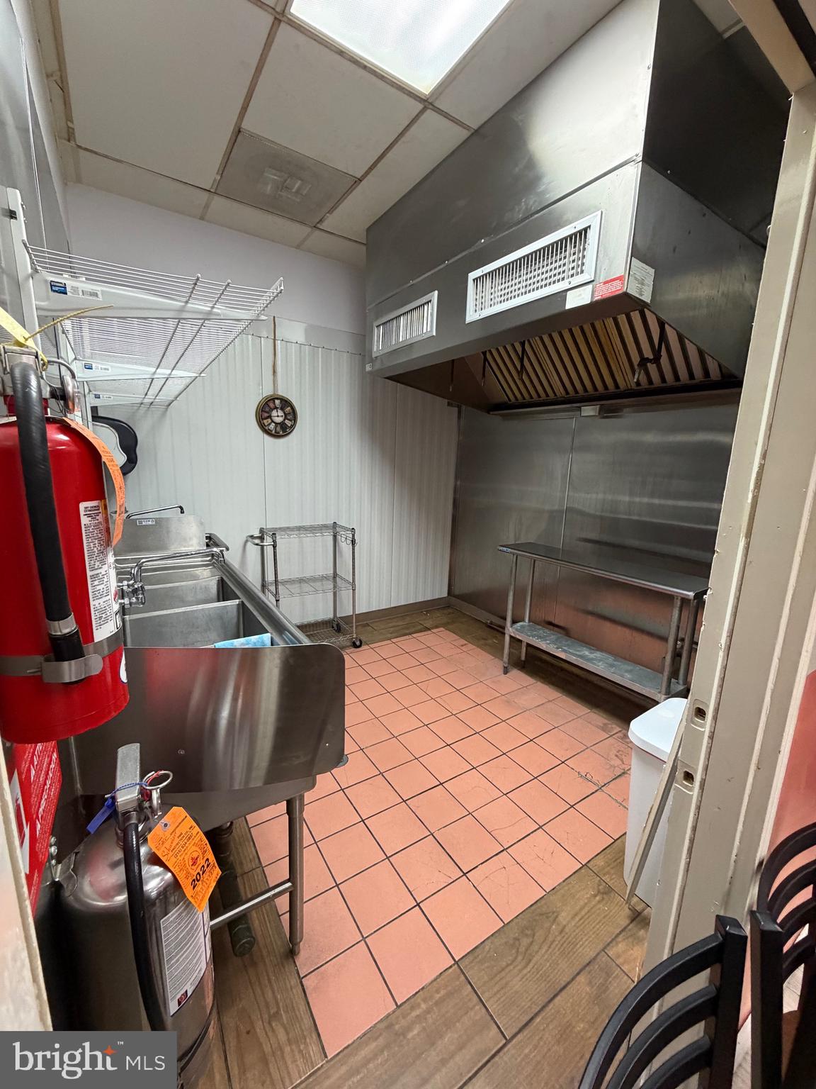 6908 TORRESDALE AVENUE