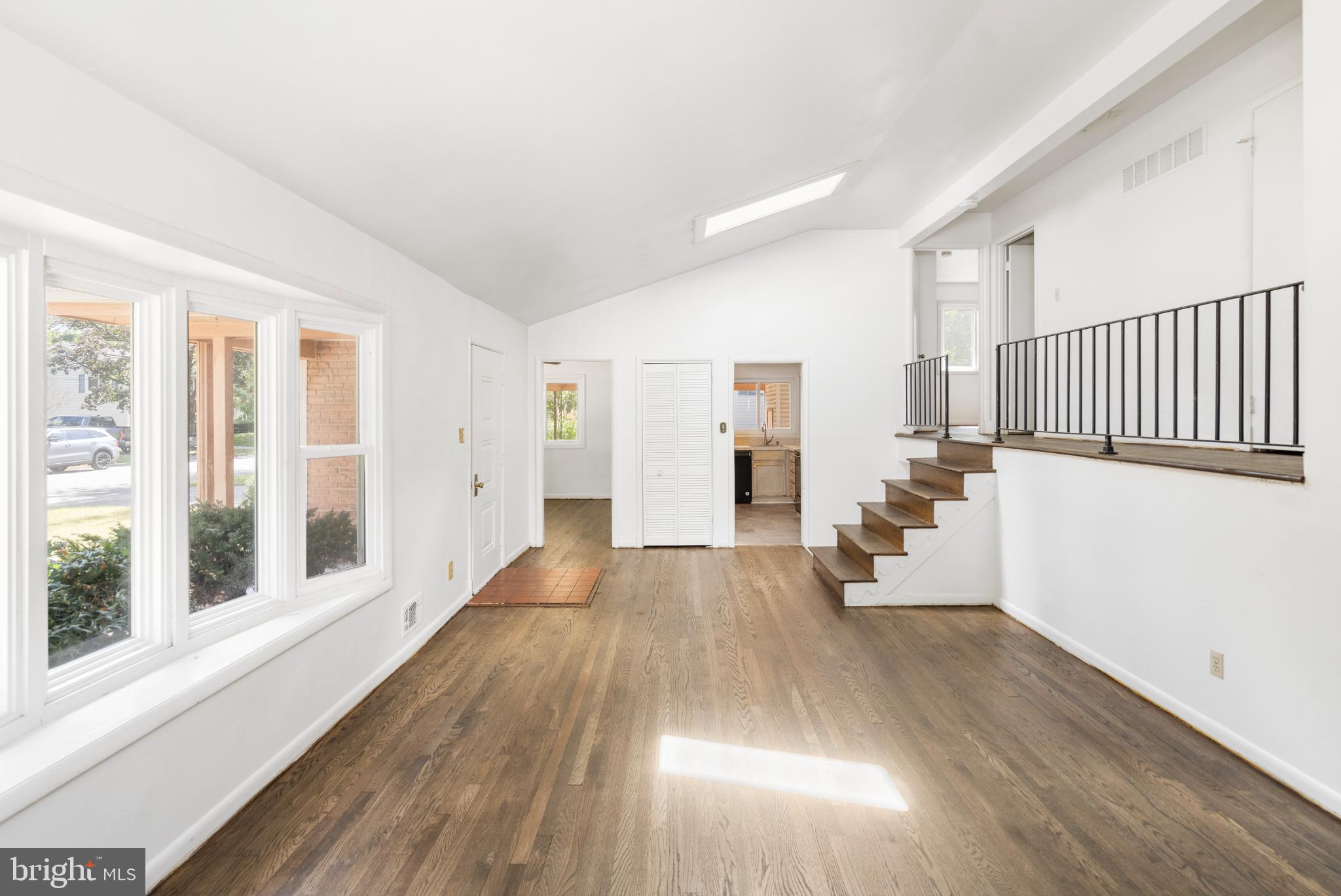 ADMIRAL HEIGHTS - Residential