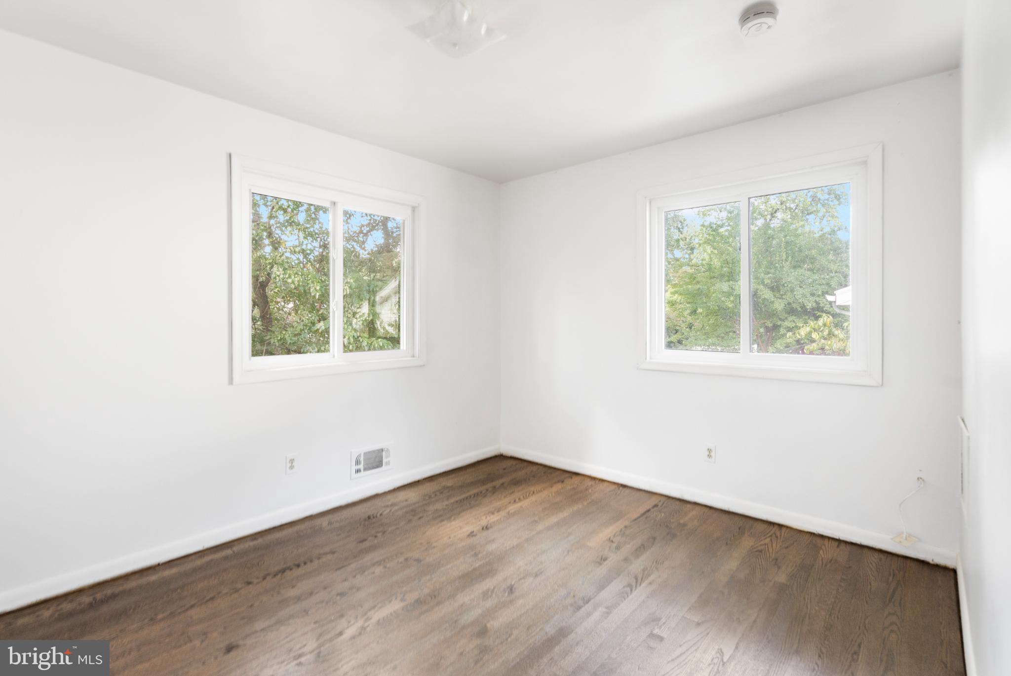 ADMIRAL HEIGHTS - Residential