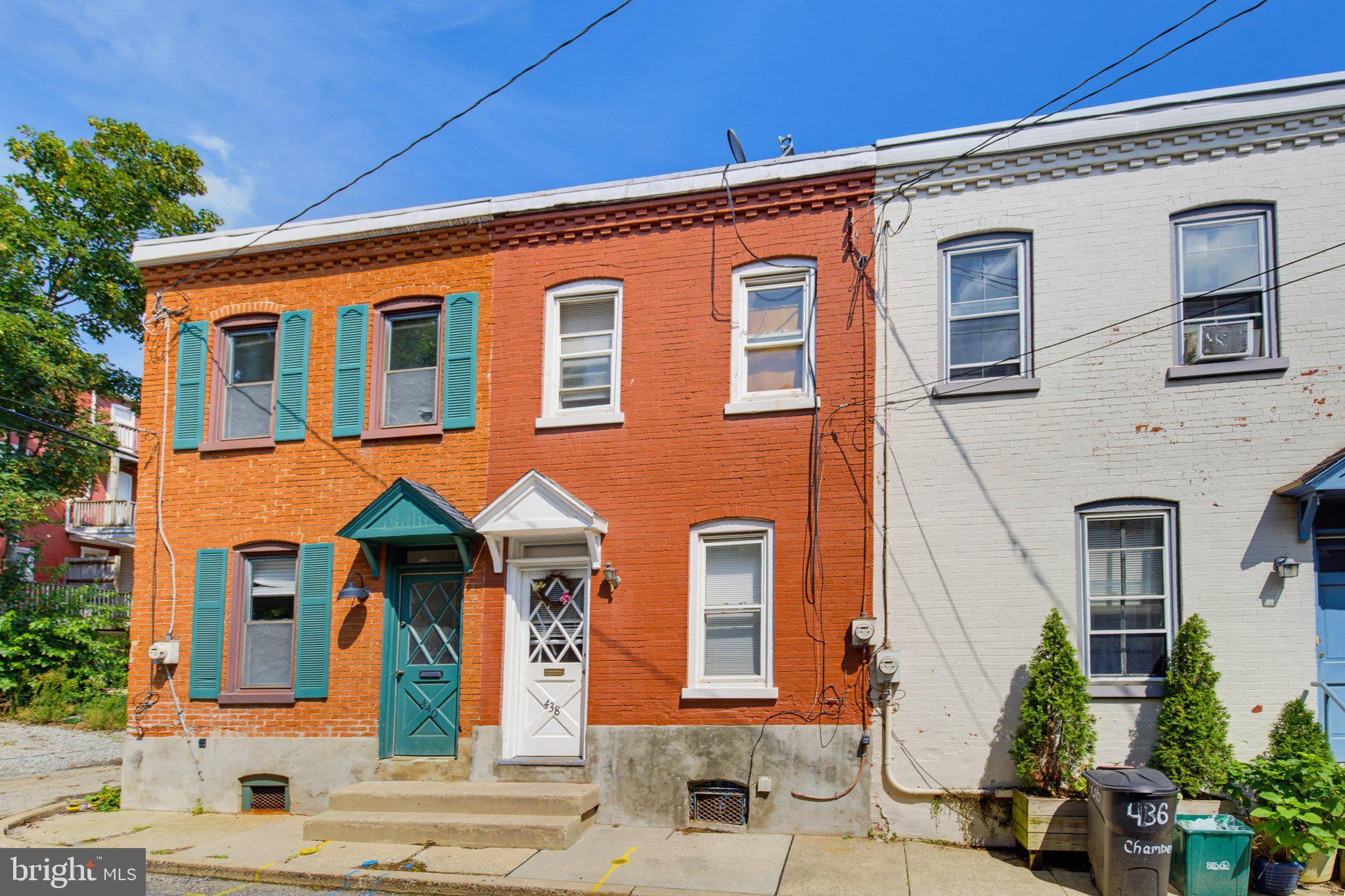 438 CHAMBERS STREET