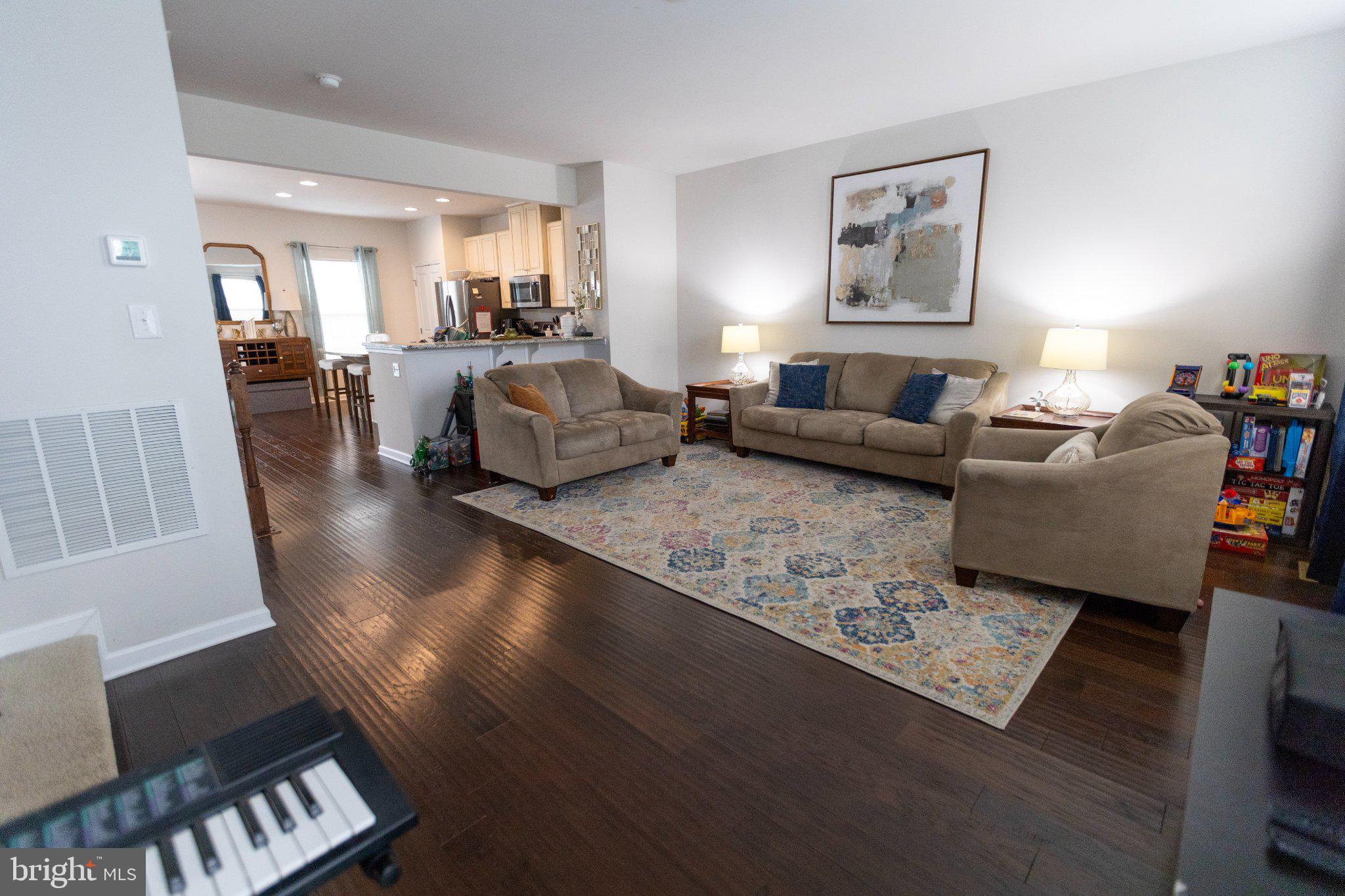 PKWY AT SOUTHRIDGE - Residential