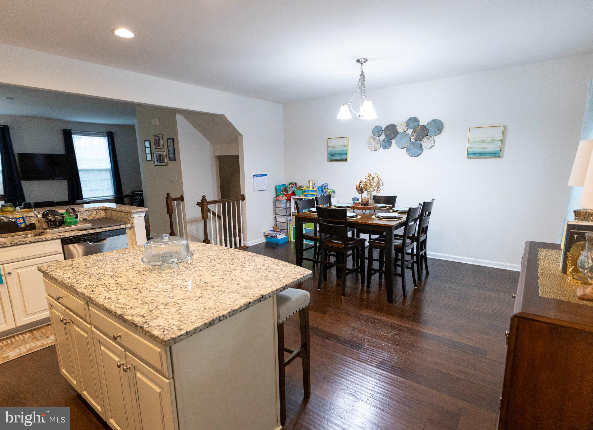 PKWY AT SOUTHRIDGE - Residential