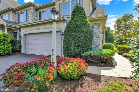 Photo of 896 Walnut Street, New Holland, PA 17557 (MLS # PALA2057864)