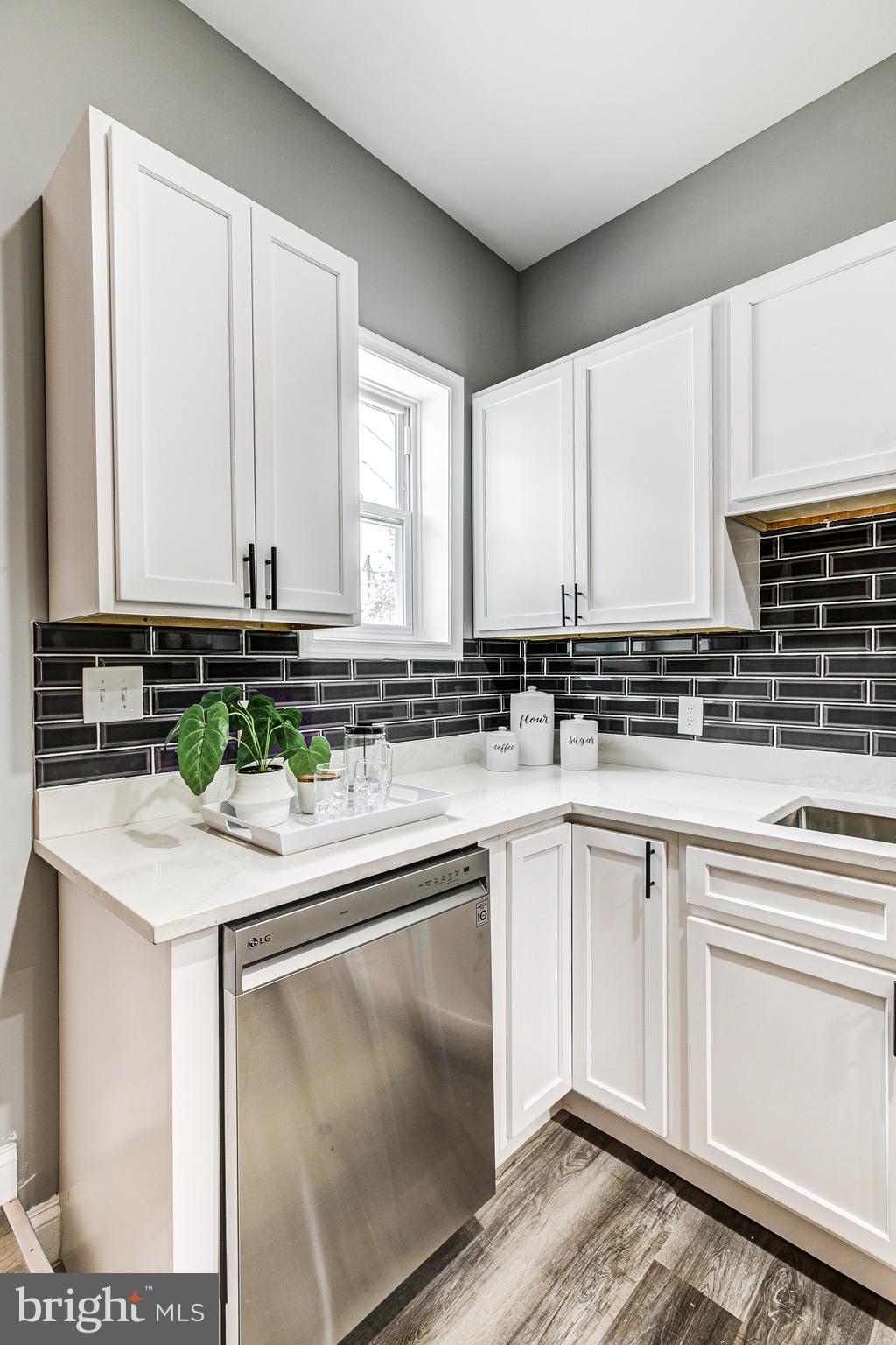 OLIVER - Residential