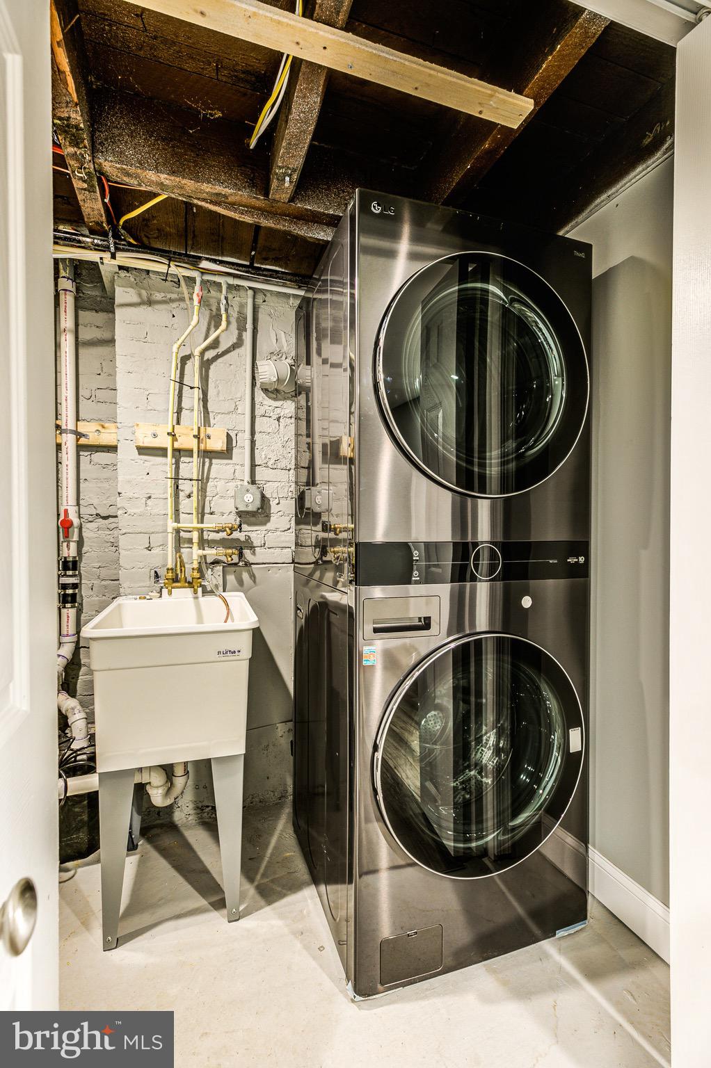 OLIVER - Residential