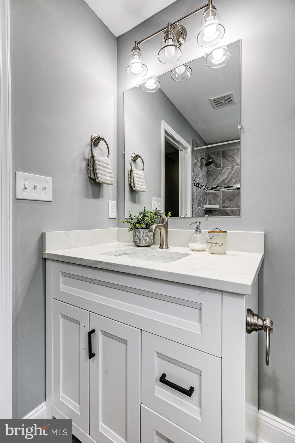 OLIVER - Residential