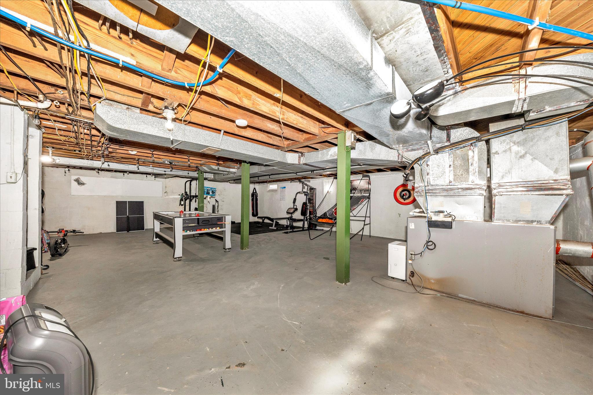 FOUNTAIN HEAD - Residential