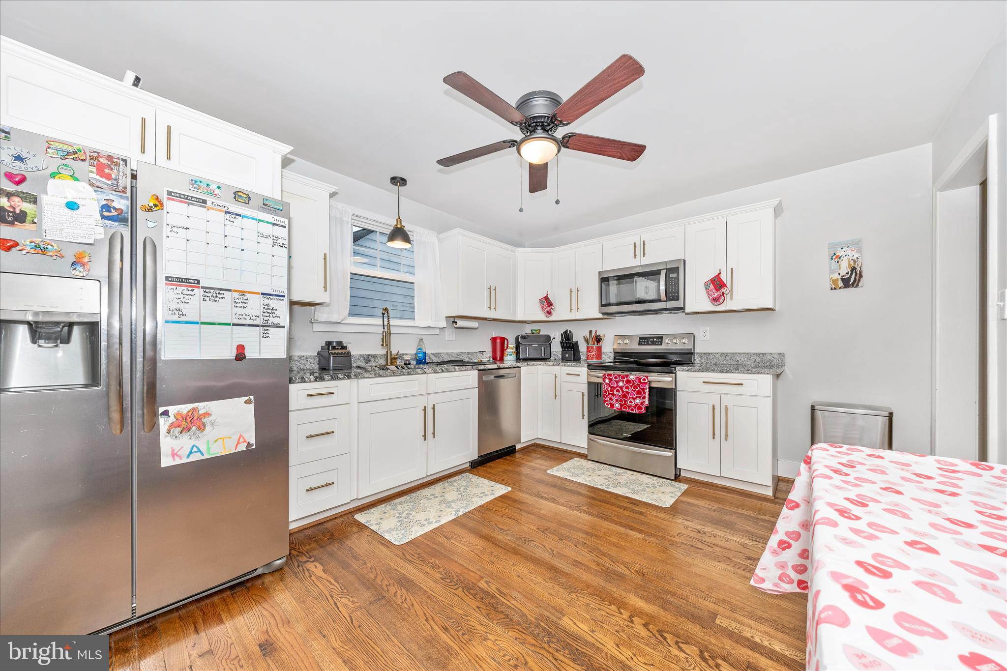 FOUNTAIN HEAD - Residential