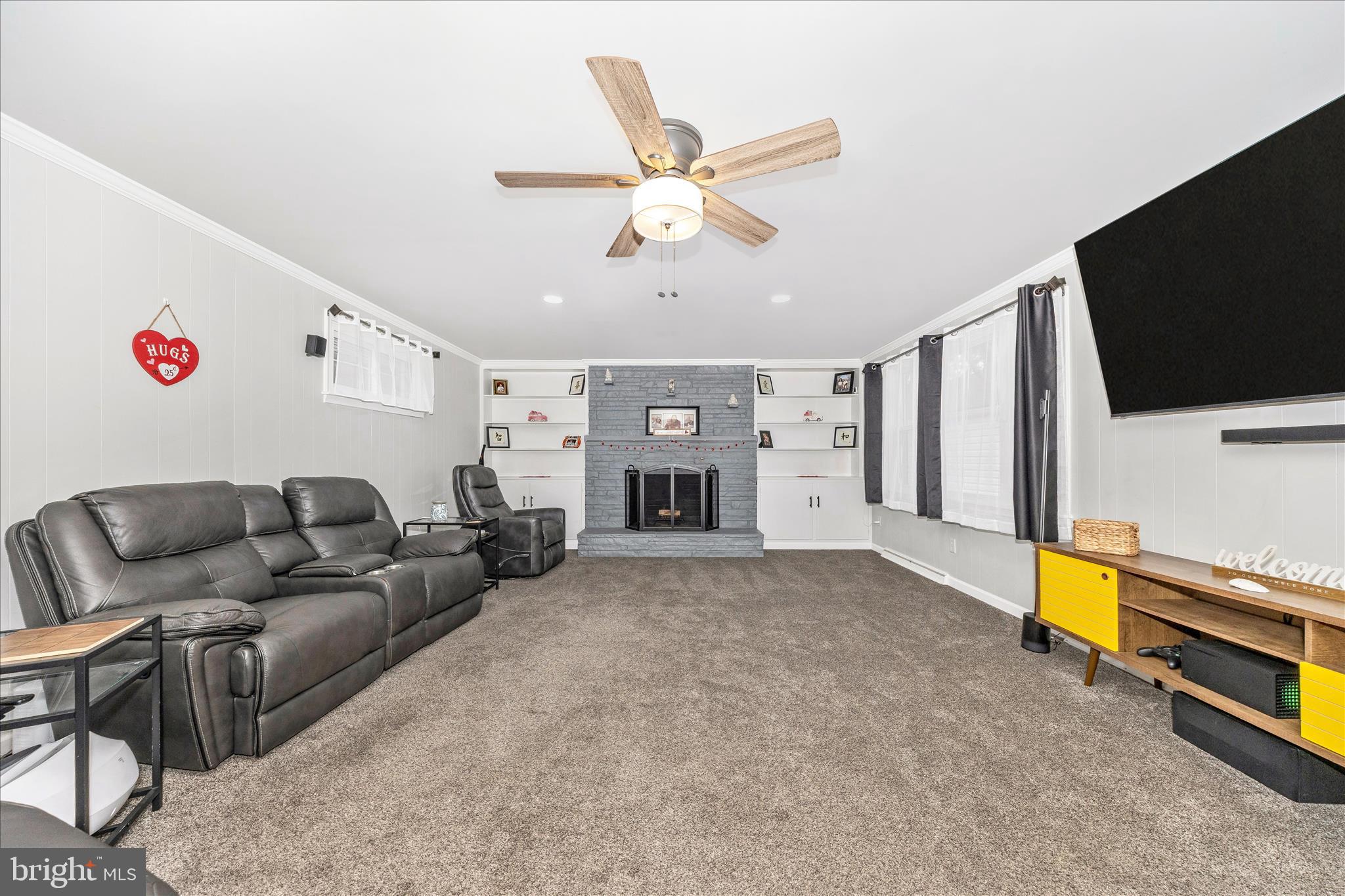 FOUNTAIN HEAD - Residential