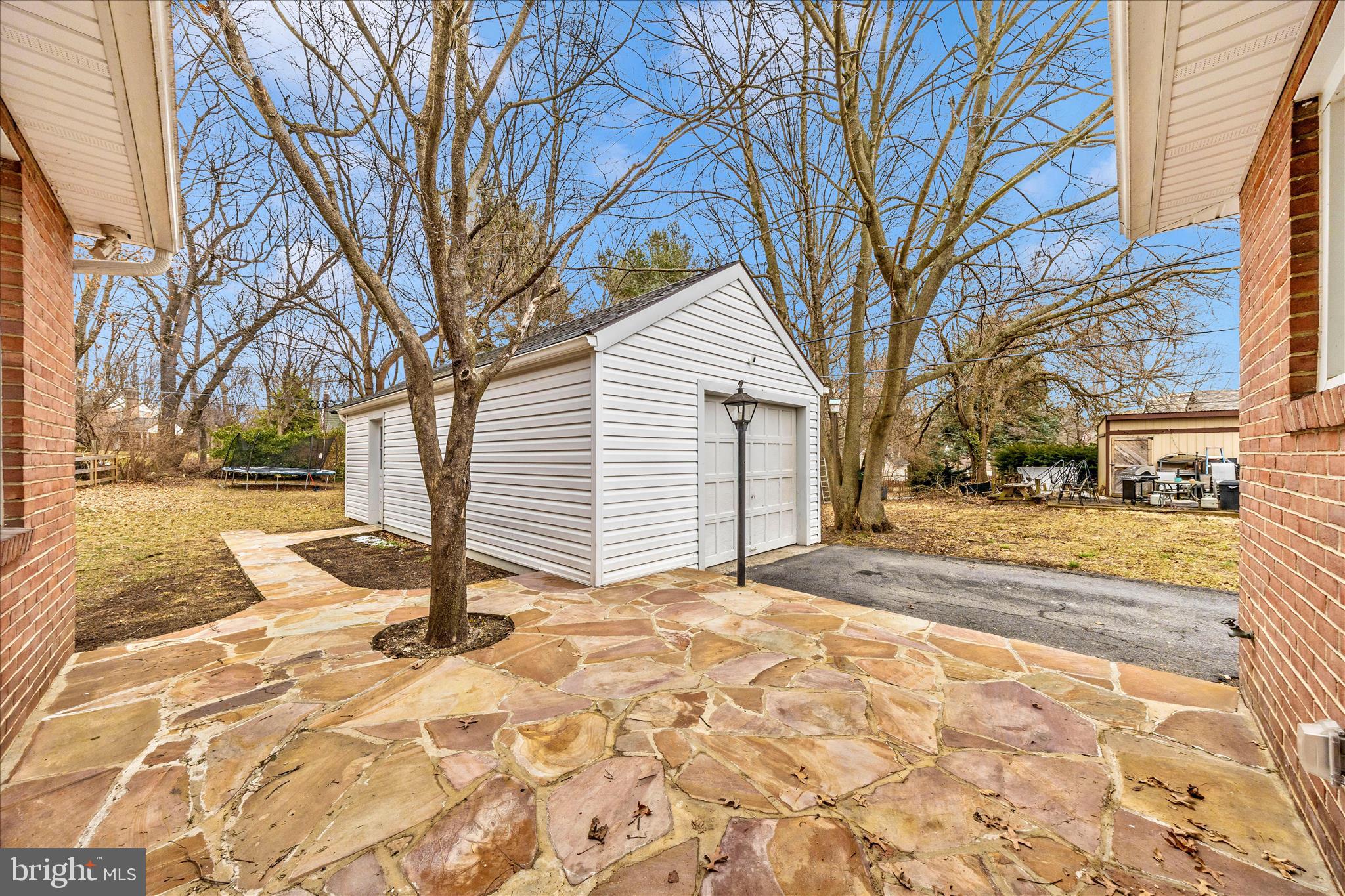 FOUNTAIN HEAD - Residential