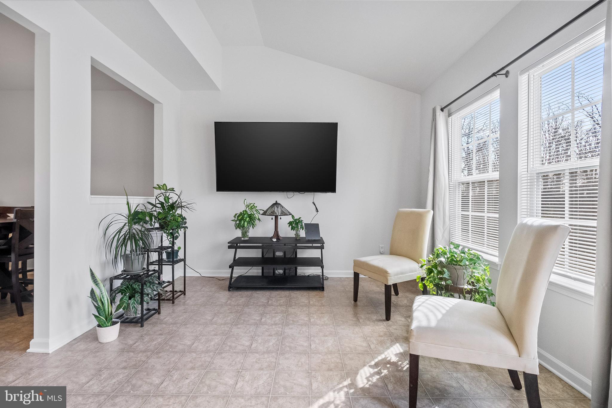 WYNDHOLME WOODS - Residential