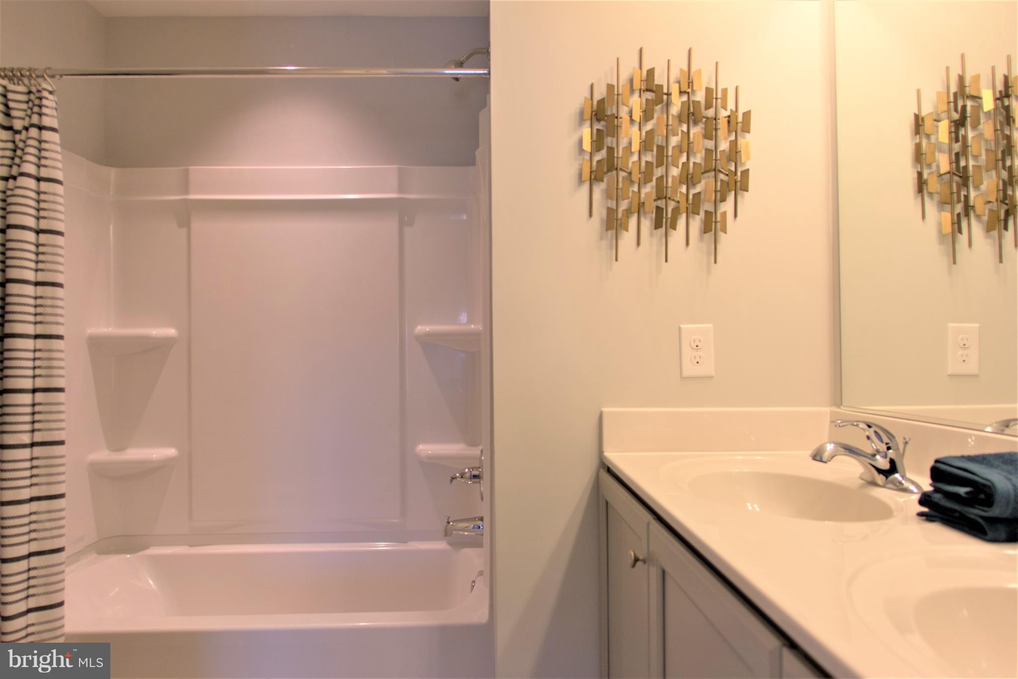 MCCAULEY CROSSING - Residential