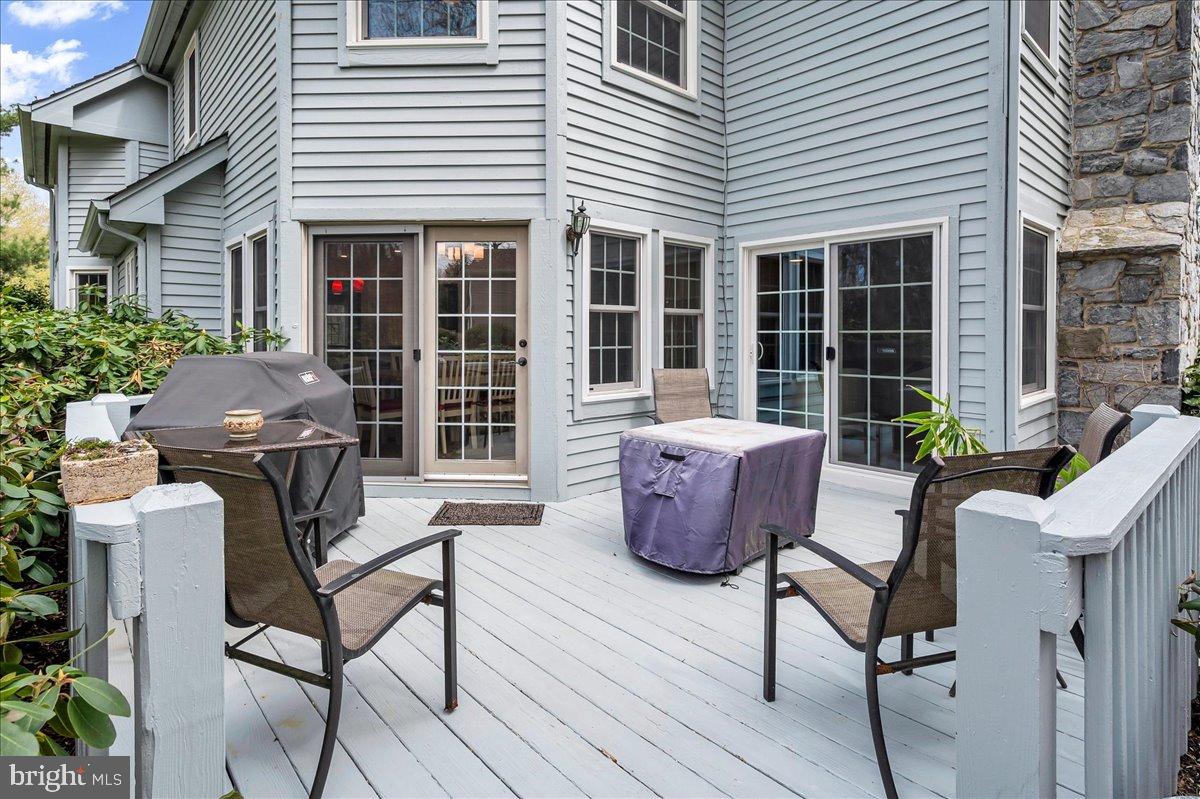 SOMERSET LAKE - Residential