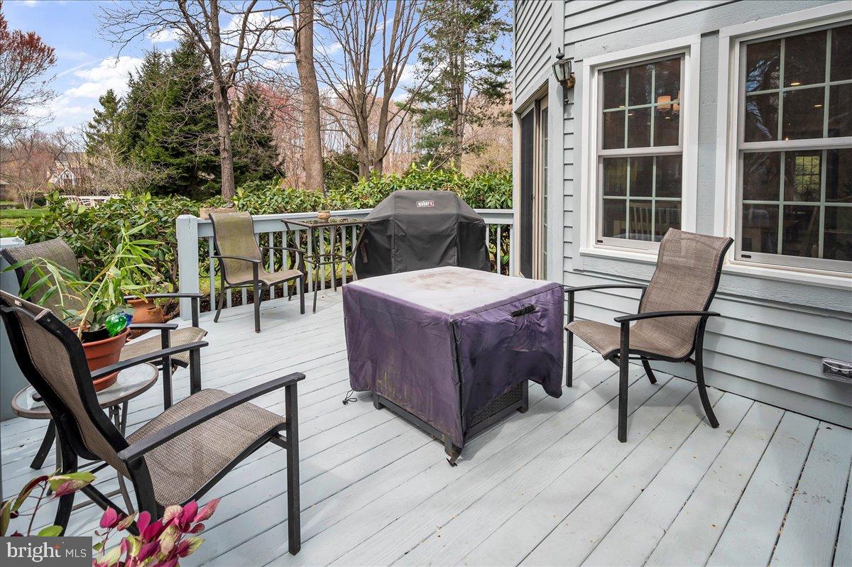 SOMERSET LAKE - Residential