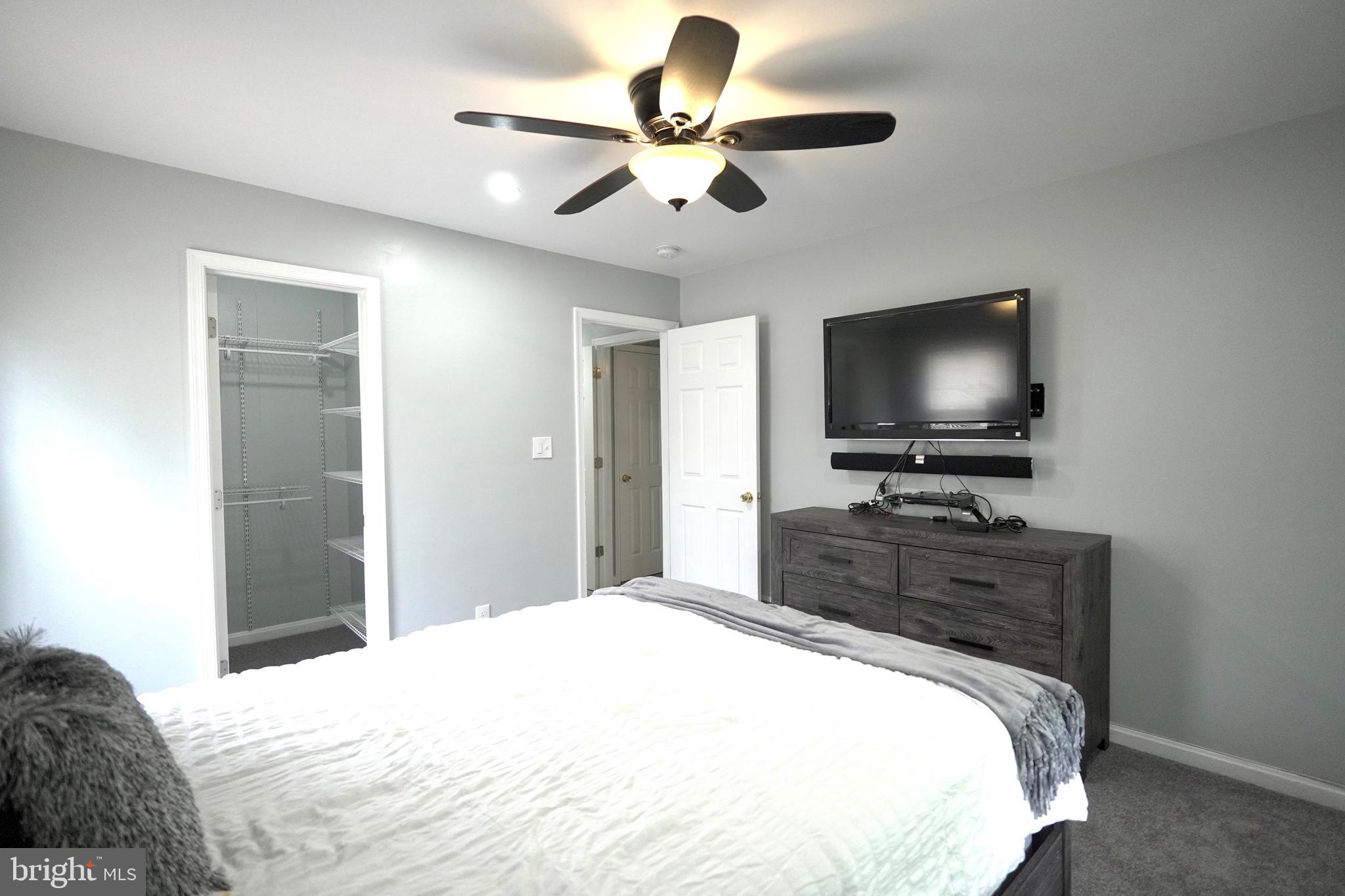 HILLCREST GARDENS - Residential Lease