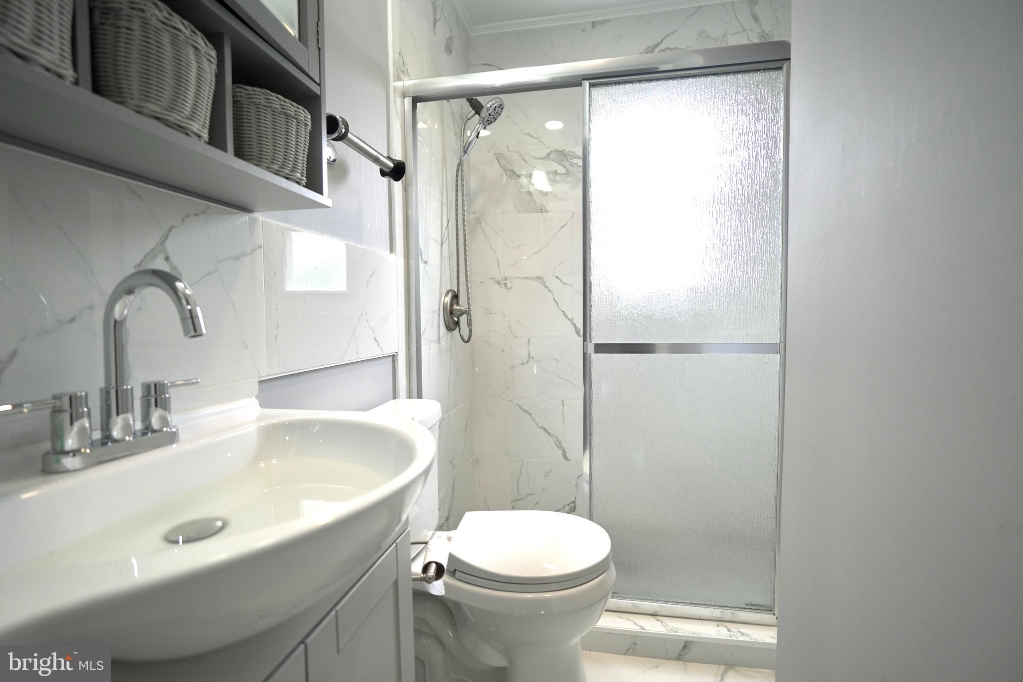 HILLCREST GARDENS - Residential Lease