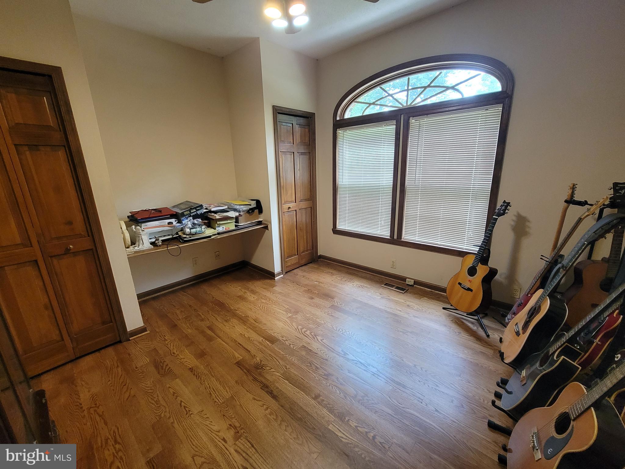 RIPLEY PARK SUB - Residential