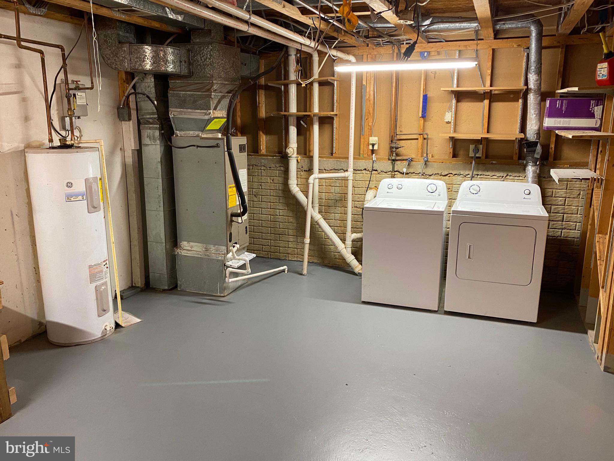 HILLSDALE - Residential Lease