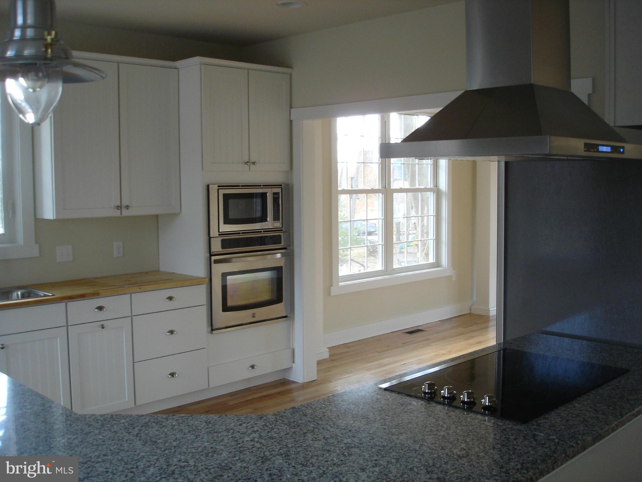 CHARLES TOWN - Residential