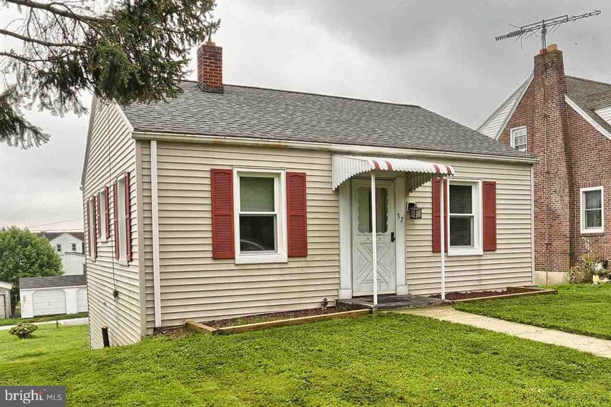 Why rent when you can own this adorable, move in ready home w/nice curb appeal, newer roof, newer water heater, replacement windows, brand new carpet & freshly painted throughout! Updated full bath & updated kitchen w/stainless steel appliances, dura-ceramic floors & leads to covered deck w/views to the river! Walk-out partially finished LL + detached 1-car garage on quiet street, close to park and easily accesible to major routes & shopping! 100% USDA financing available! All appliances stay, see it today!
