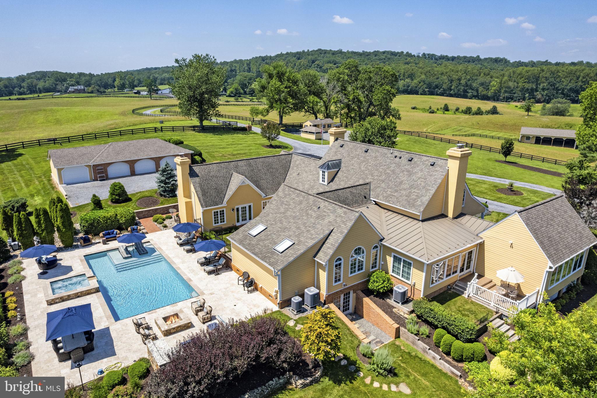 10590 MOUNTAIN SHADOW LANE