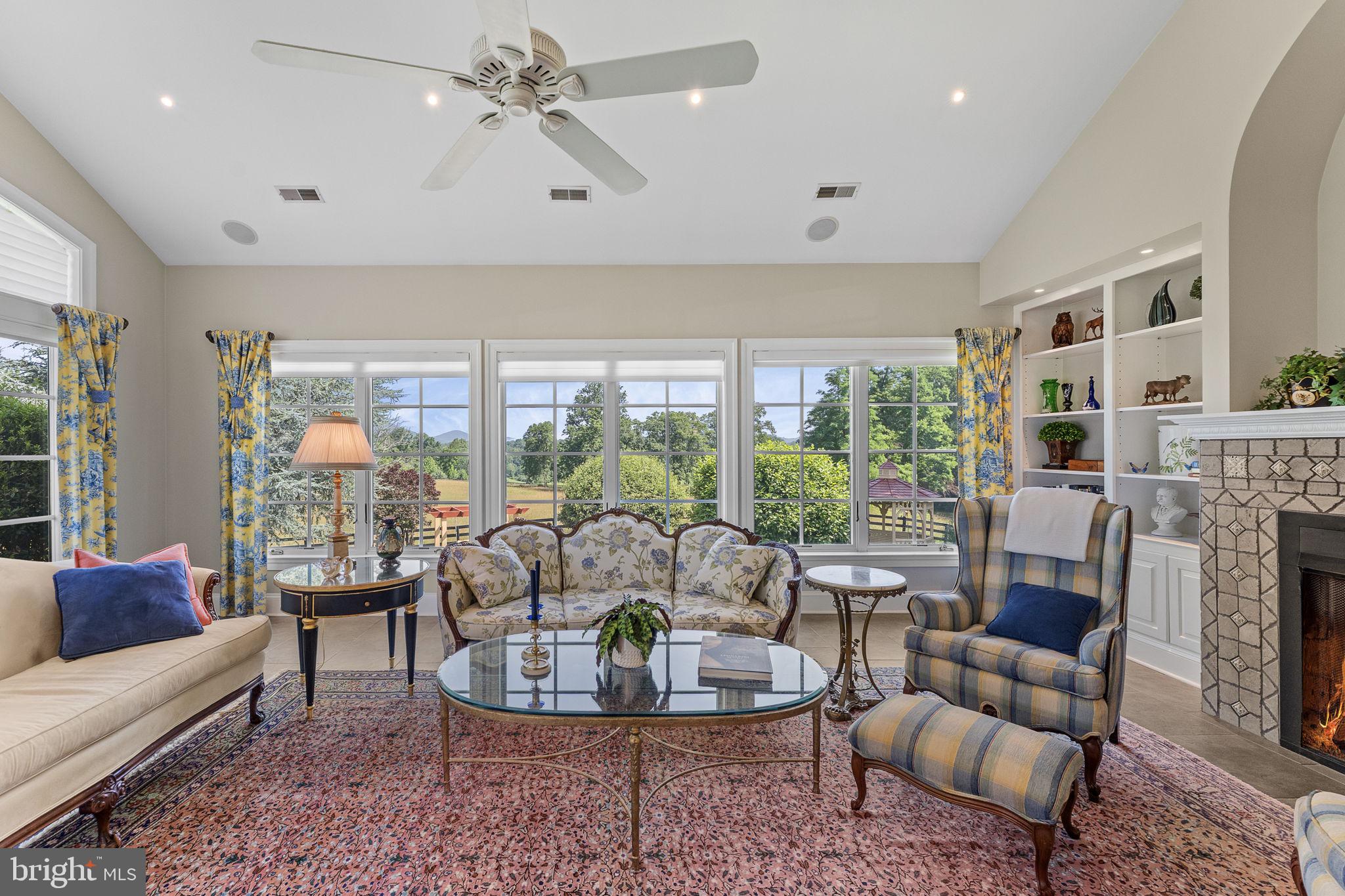 10590 MOUNTAIN SHADOW LANE