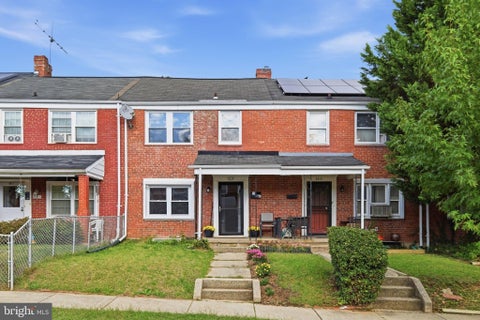 Townhouse For Sale - 5615 Clearspring Road<br/> BALTIMORE, MD 21212