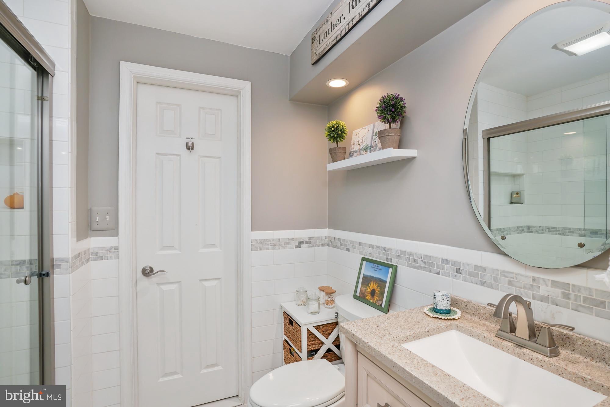 SIGNAL HILL - Residential