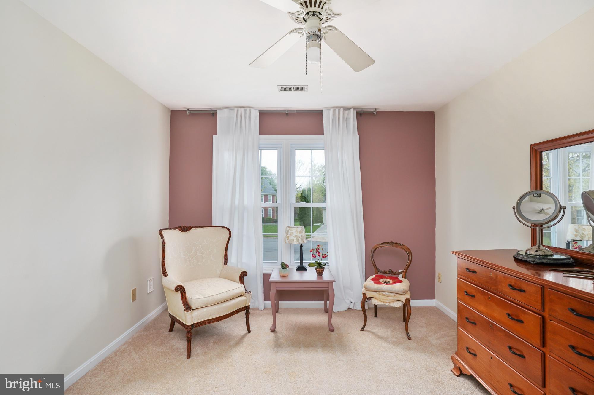 SIGNAL HILL - Residential