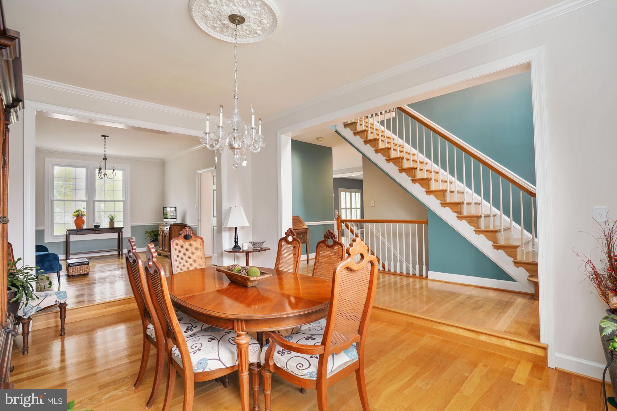 SIGNAL HILL - Residential