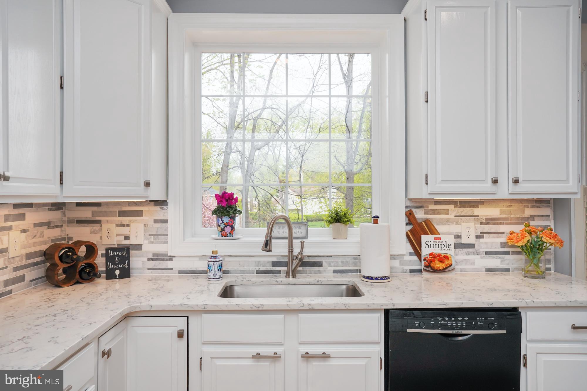 SIGNAL HILL - Residential