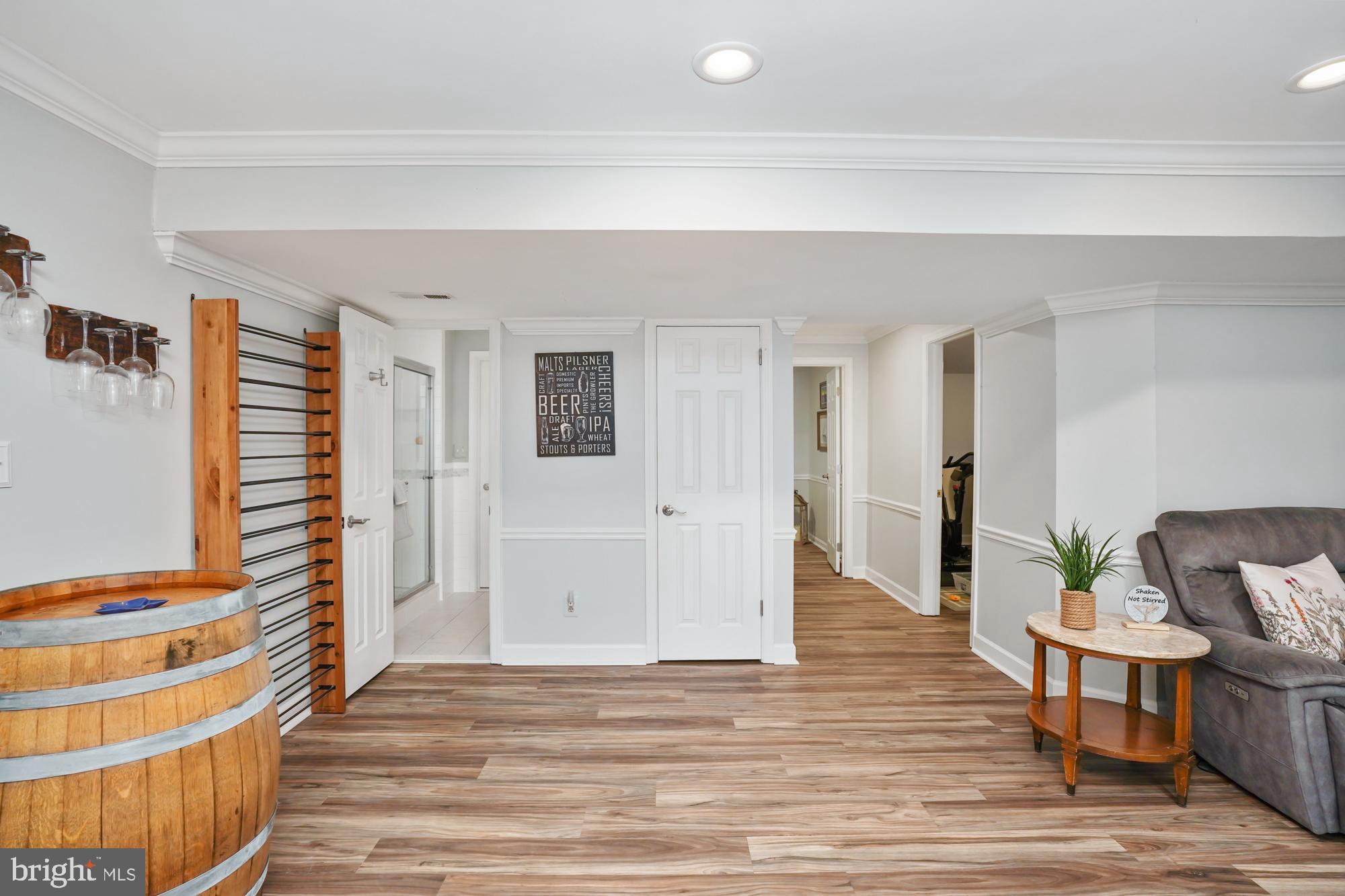 SIGNAL HILL - Residential