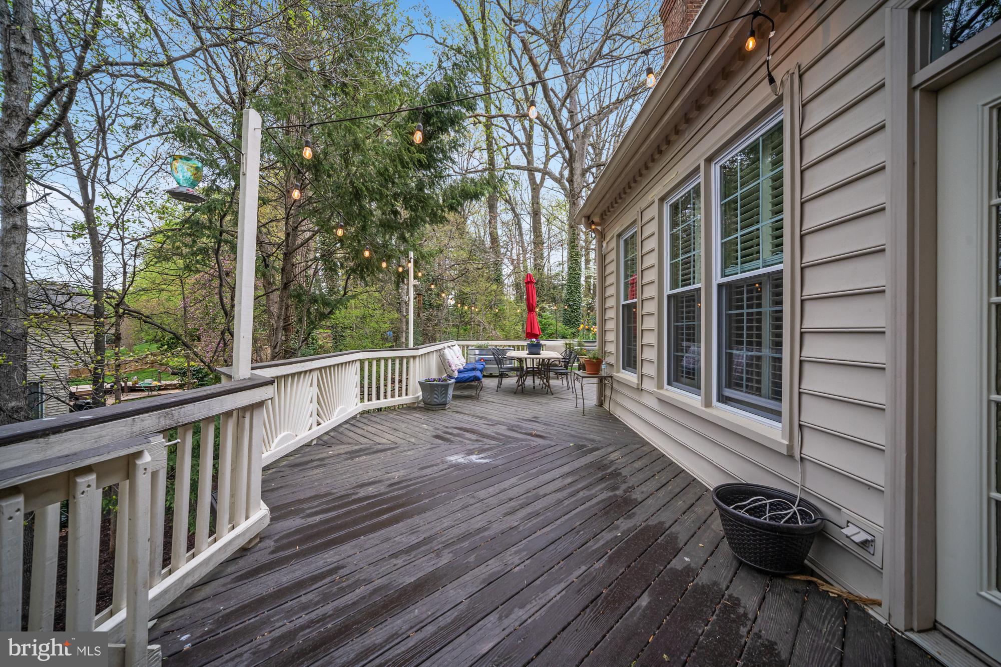 SIGNAL HILL - Residential