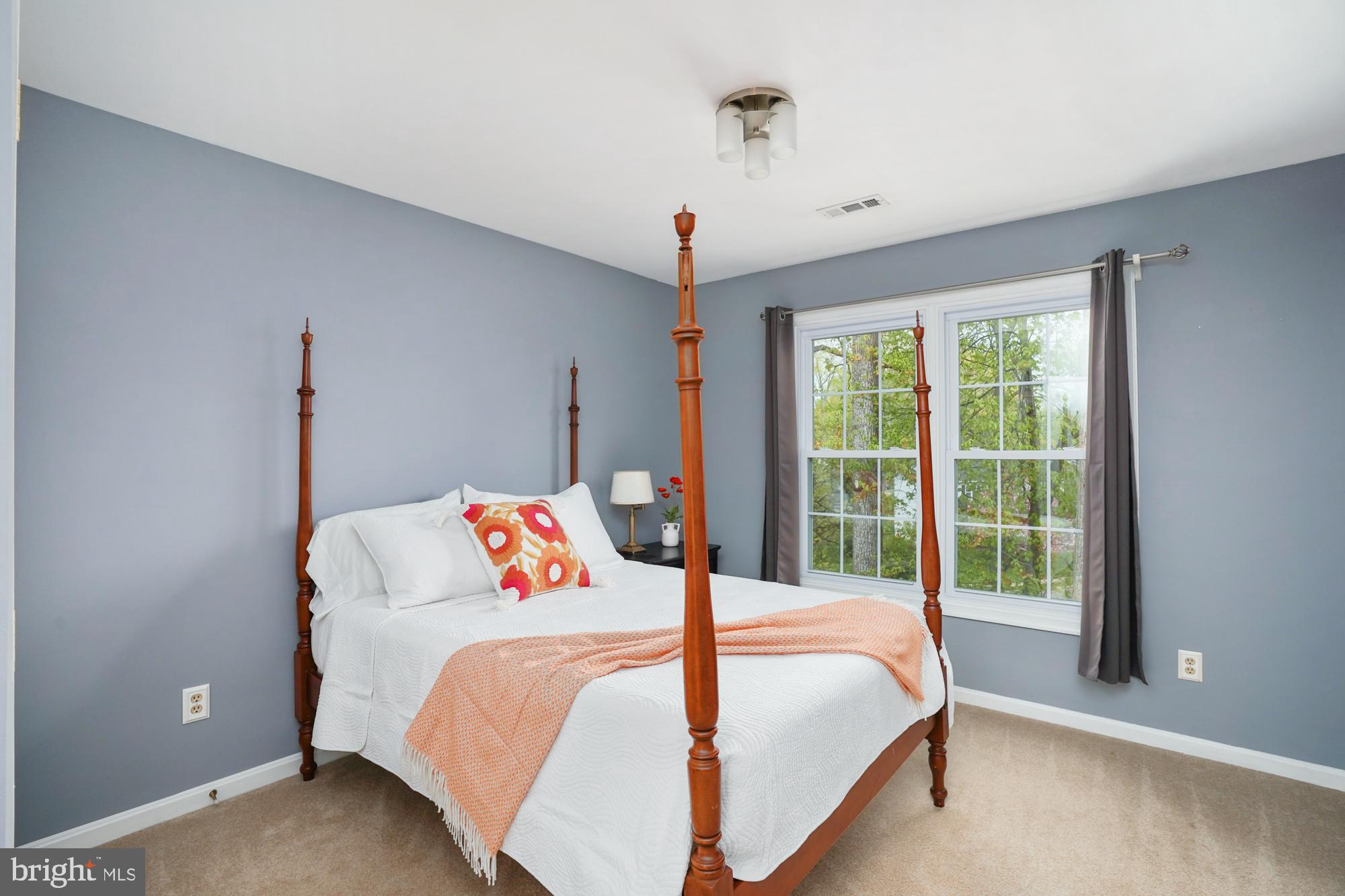 SIGNAL HILL - Residential