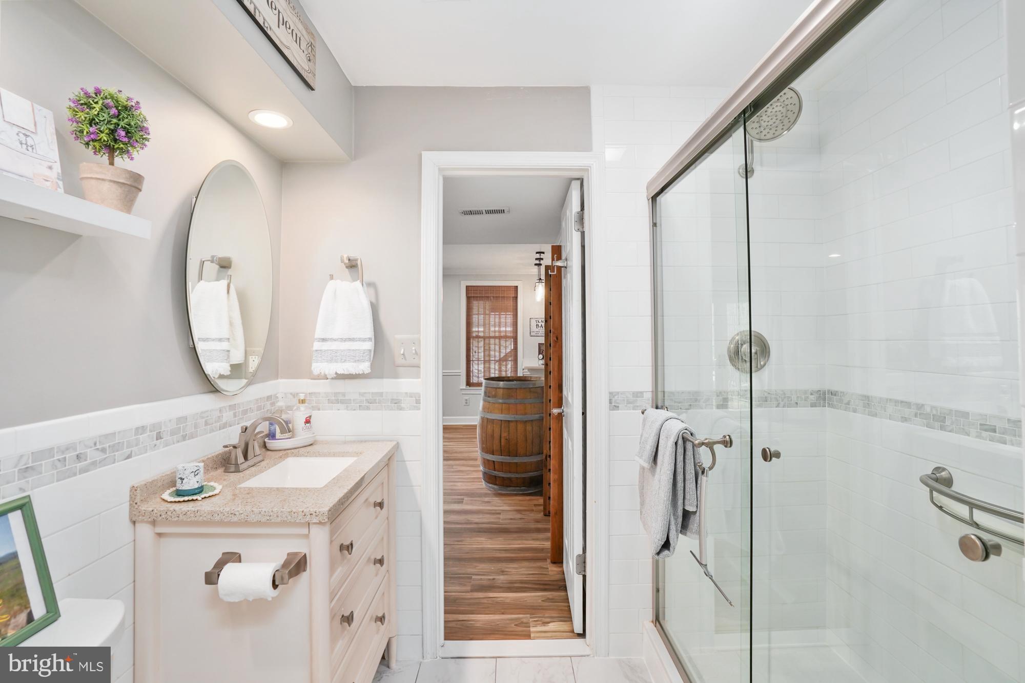 SIGNAL HILL - Residential