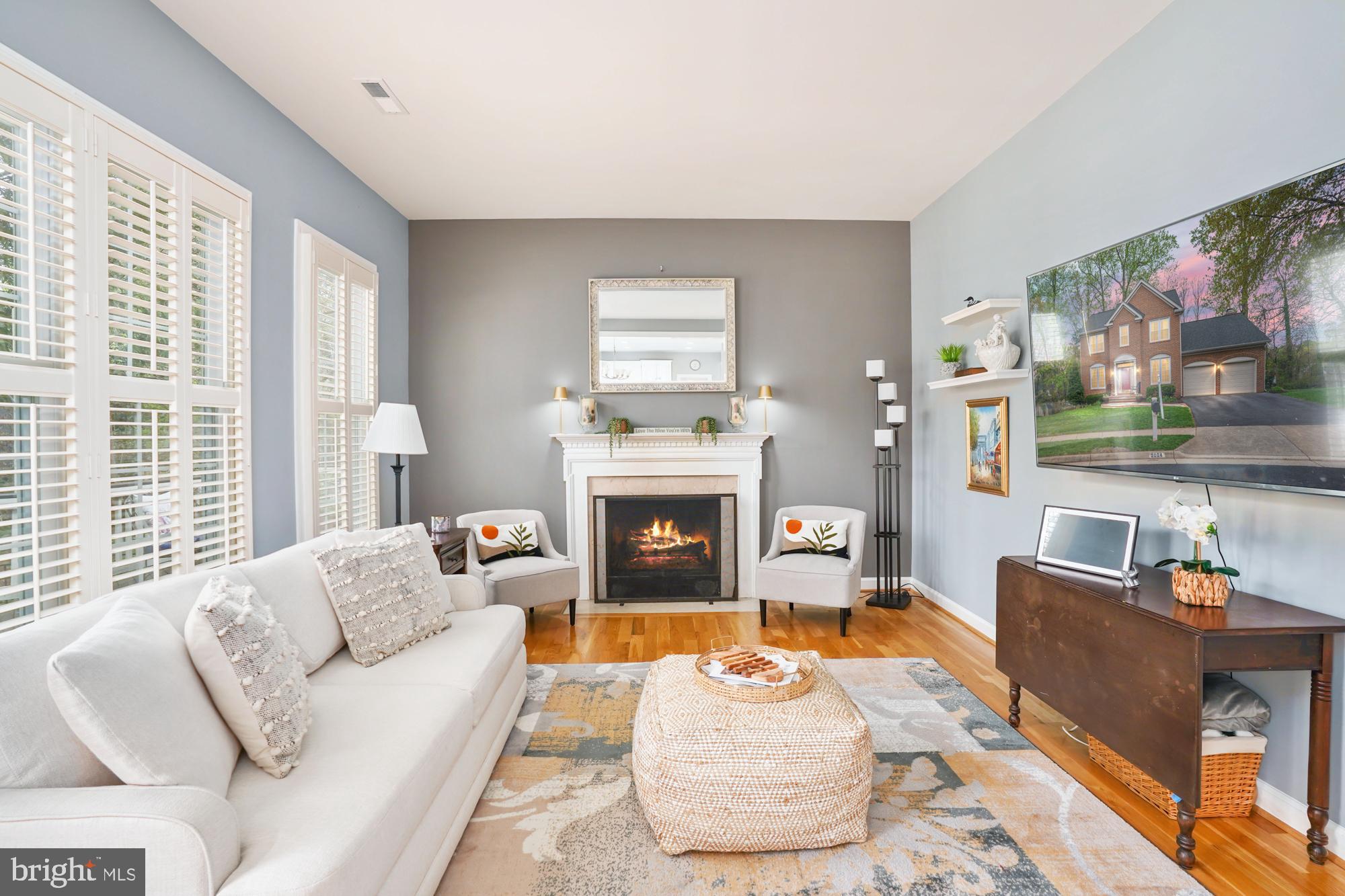 SIGNAL HILL - Residential