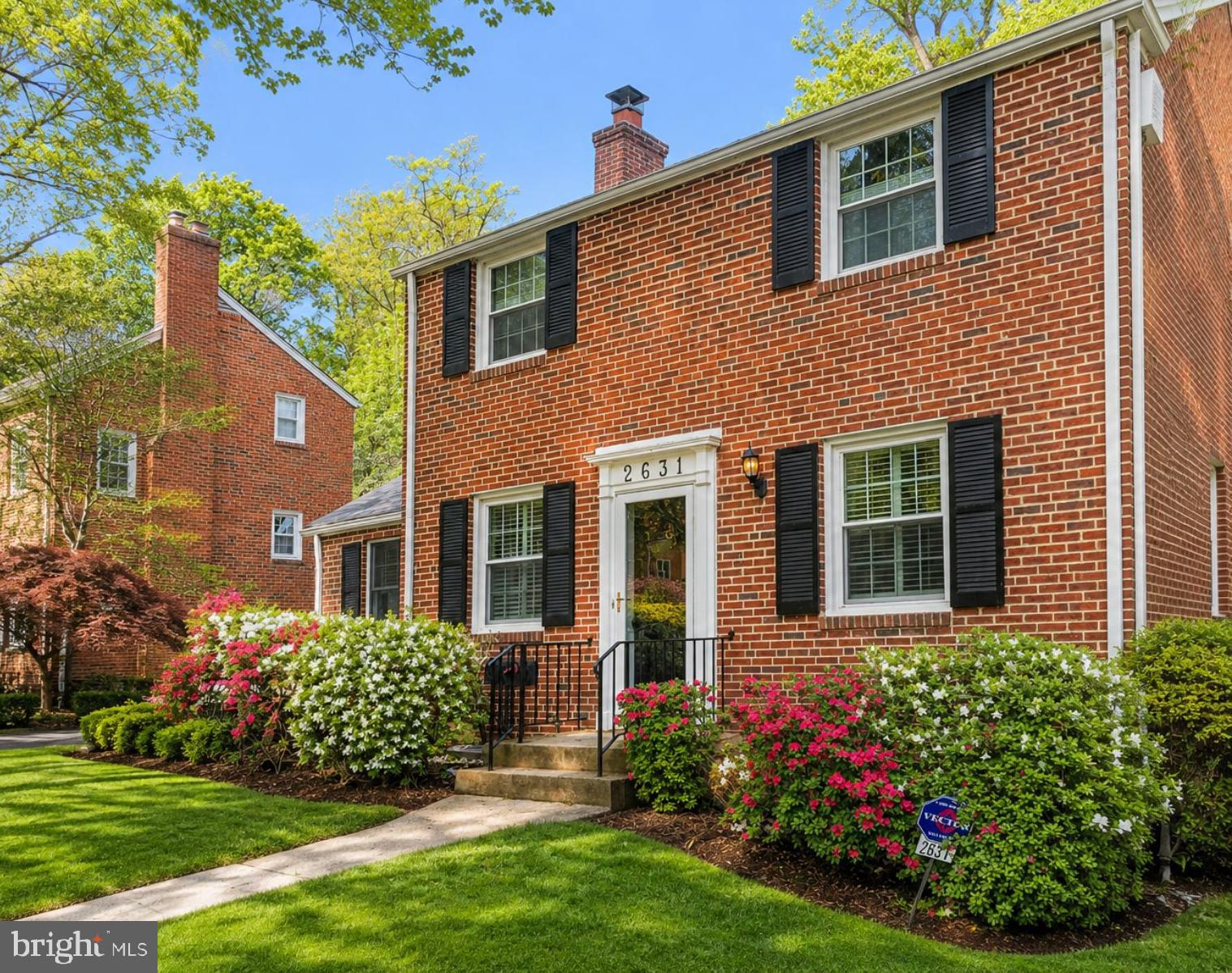 2631 WOODLEY PLACE
