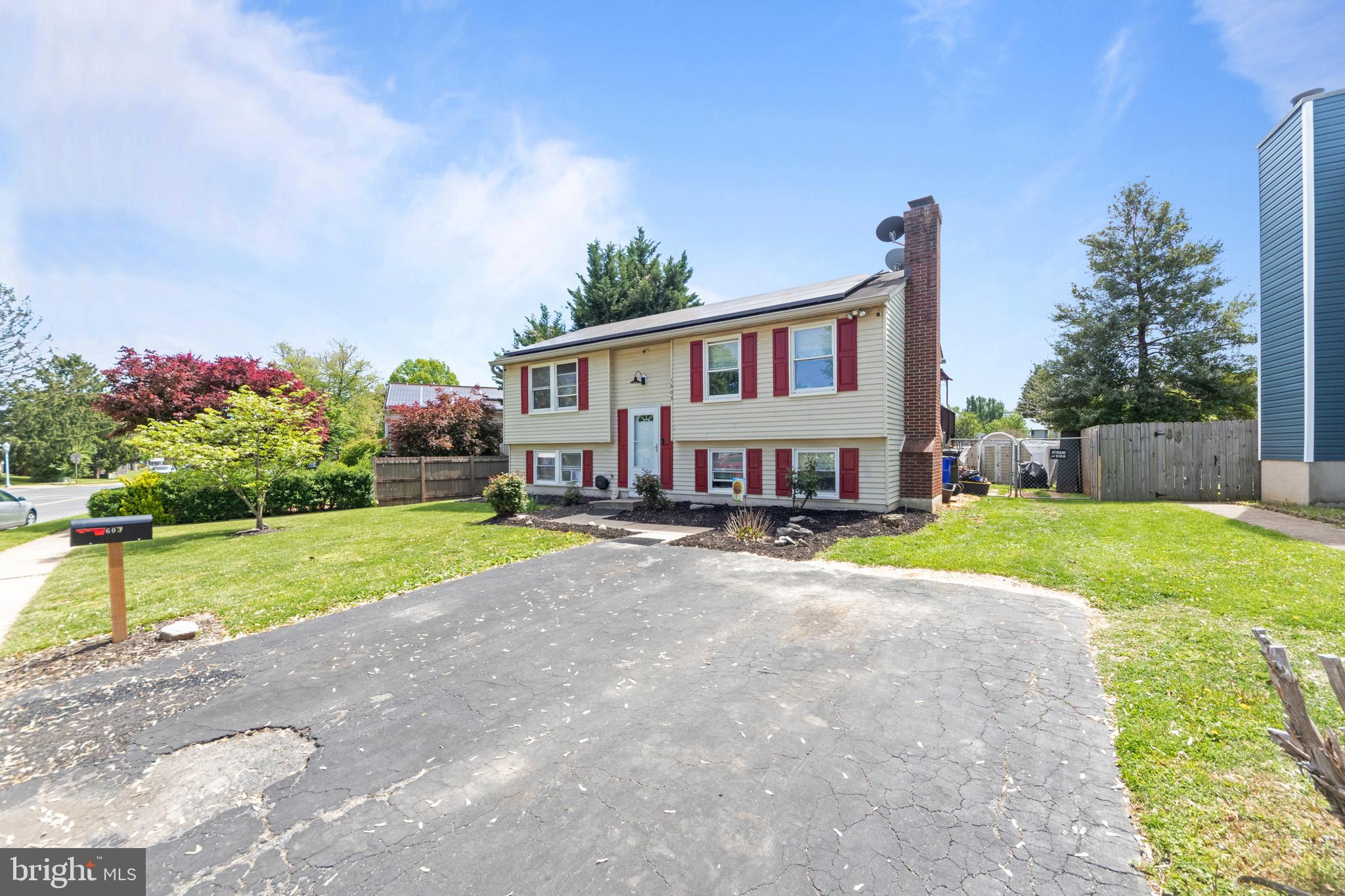 FREDERICKTOWNE VILLAGE - Residential