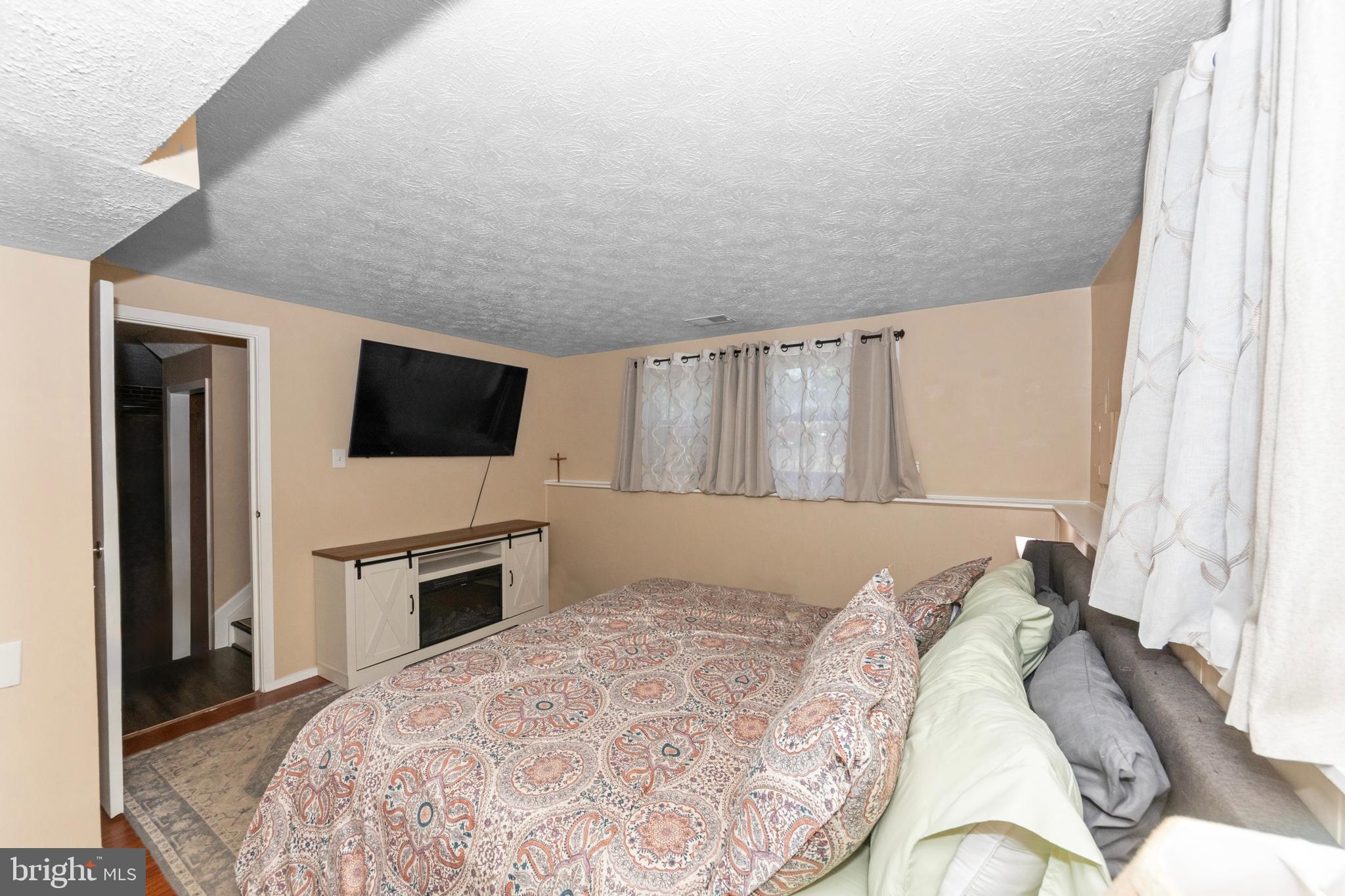 FREDERICKTOWNE VILLAGE - Residential