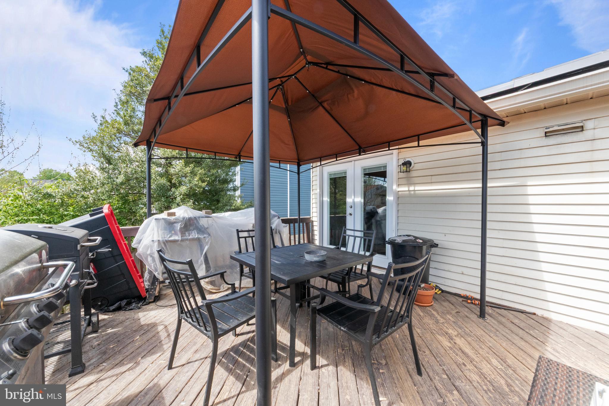 FREDERICKTOWNE VILLAGE - Residential