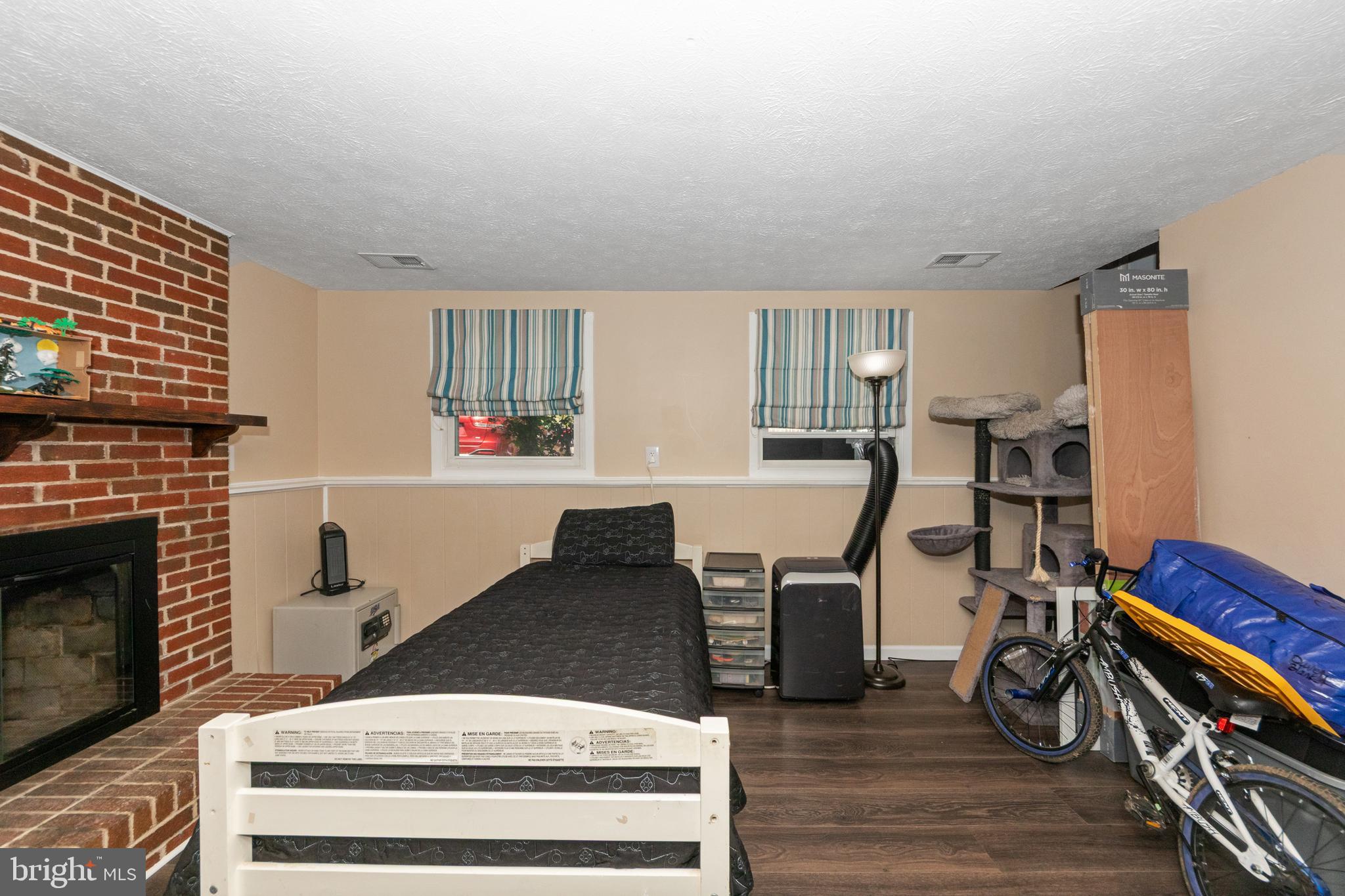 FREDERICKTOWNE VILLAGE - Residential