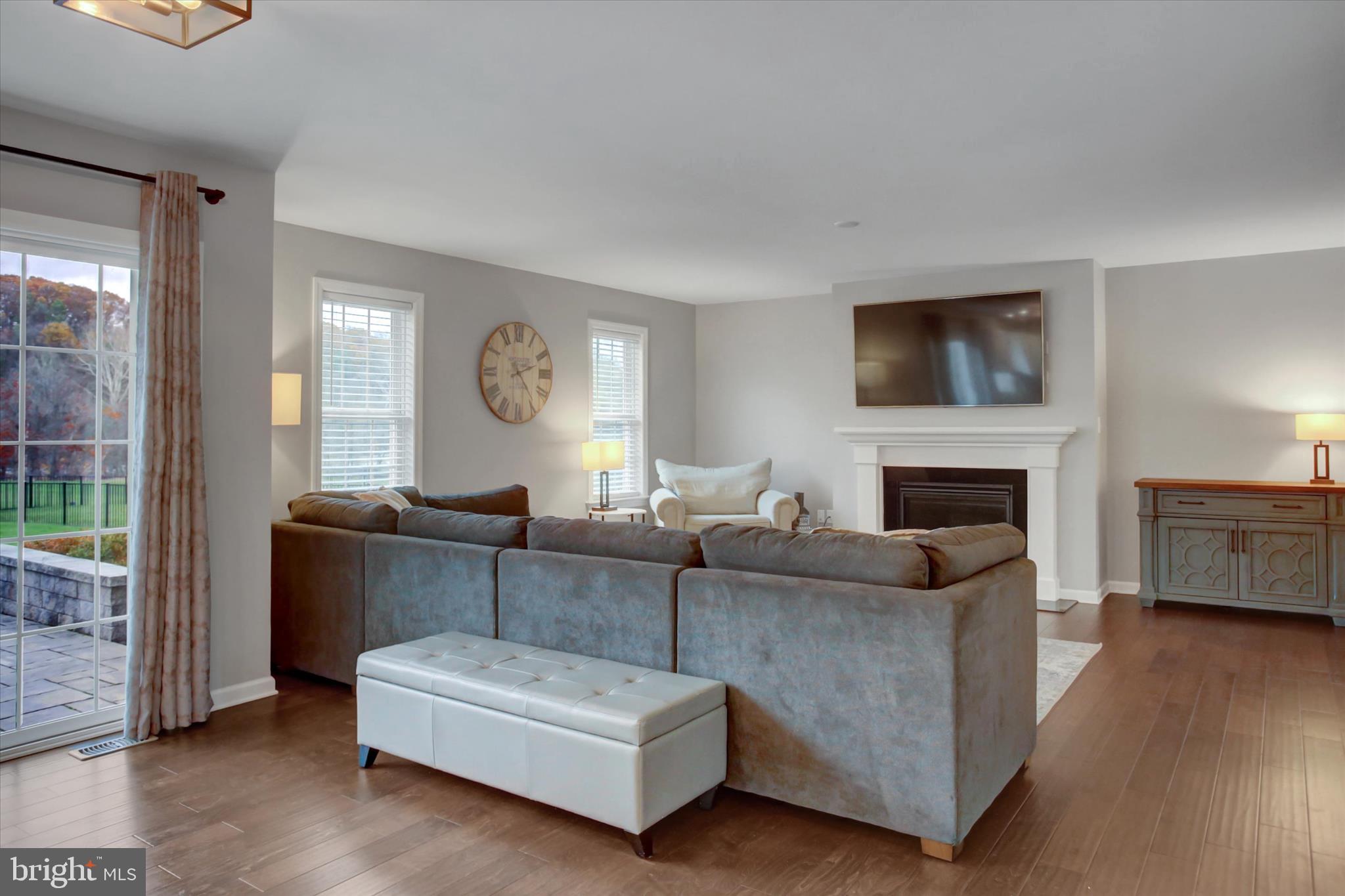 KENDALE OAKS - Residential