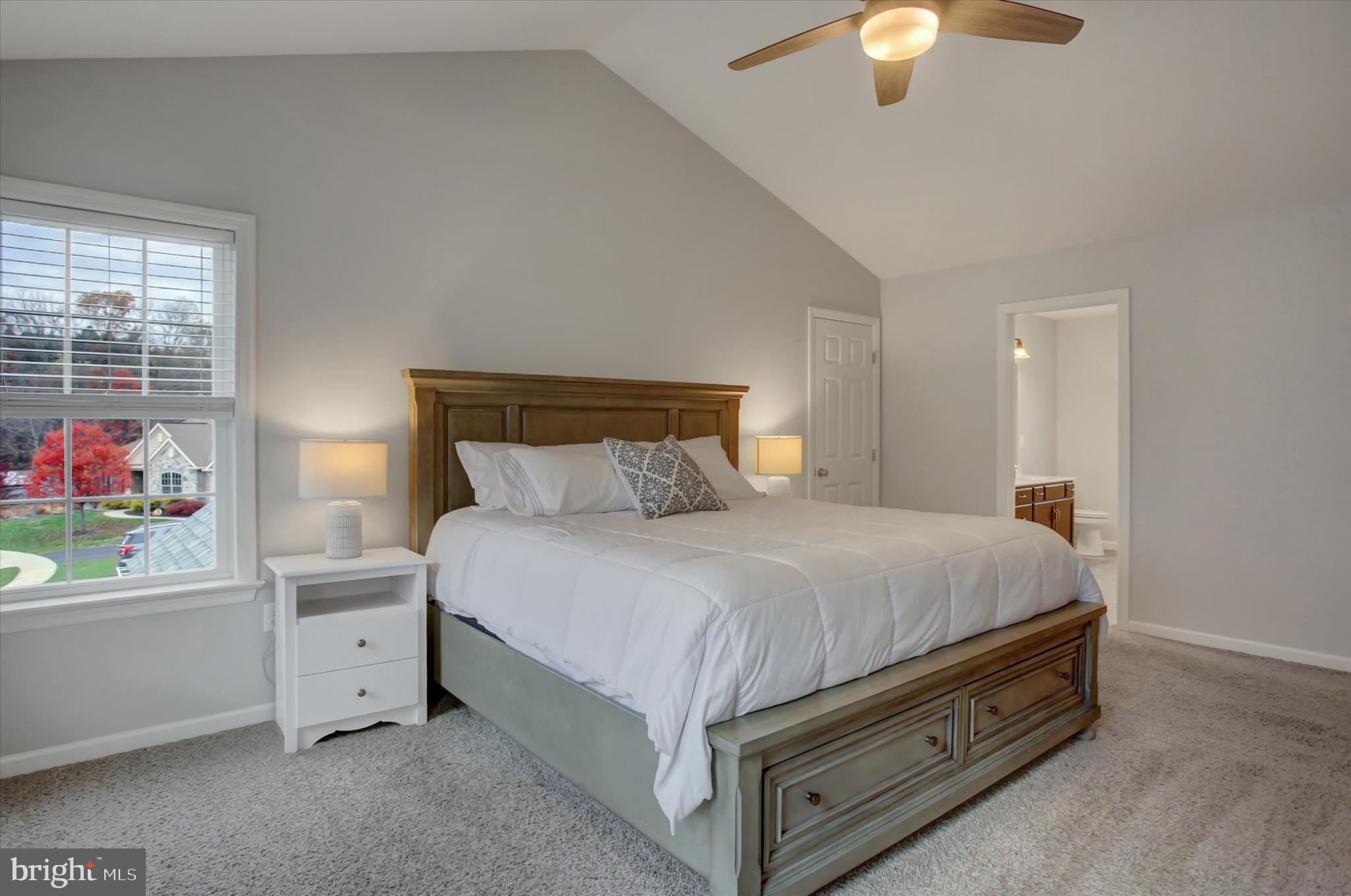 KENDALE OAKS - Residential