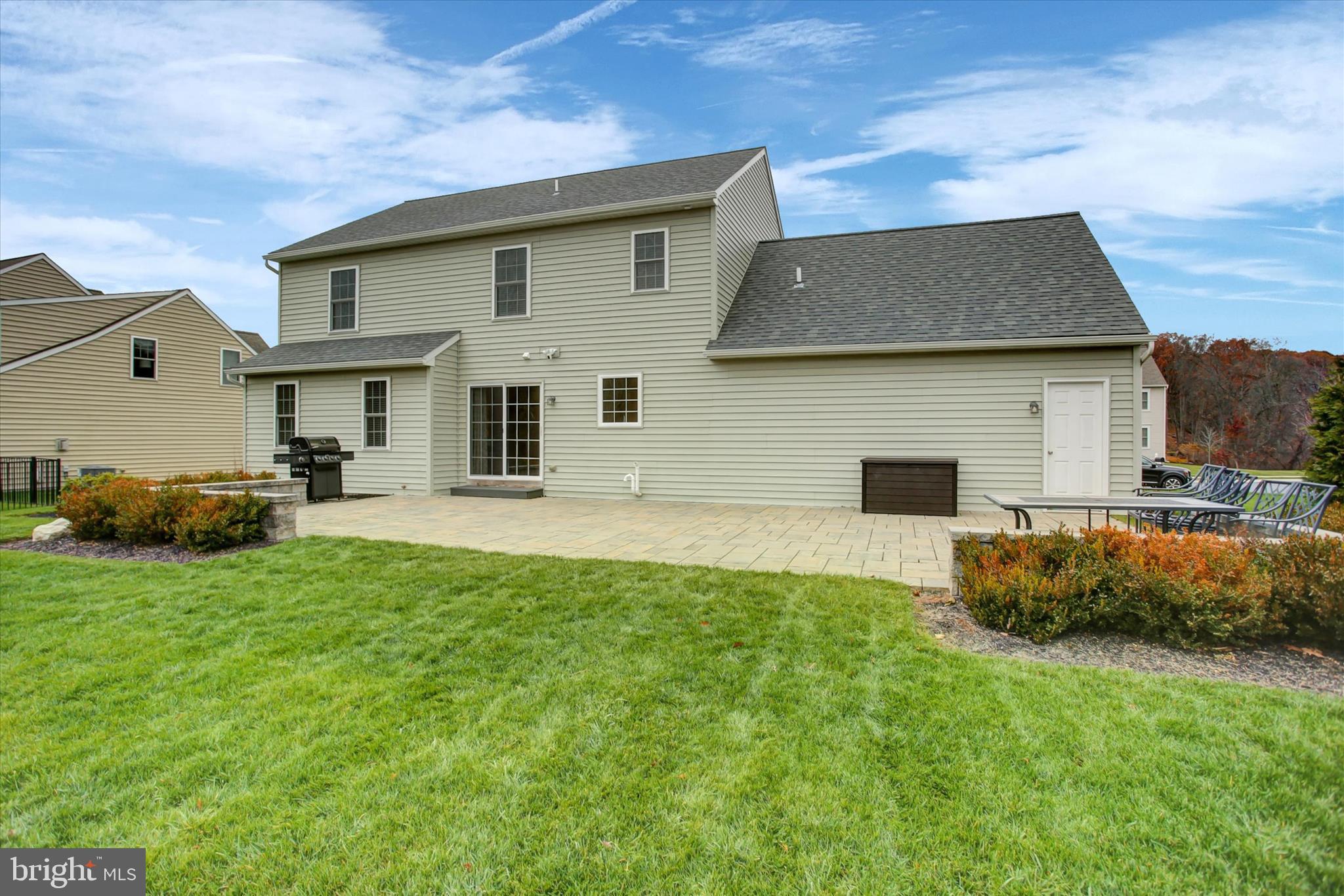 KENDALE OAKS - Residential