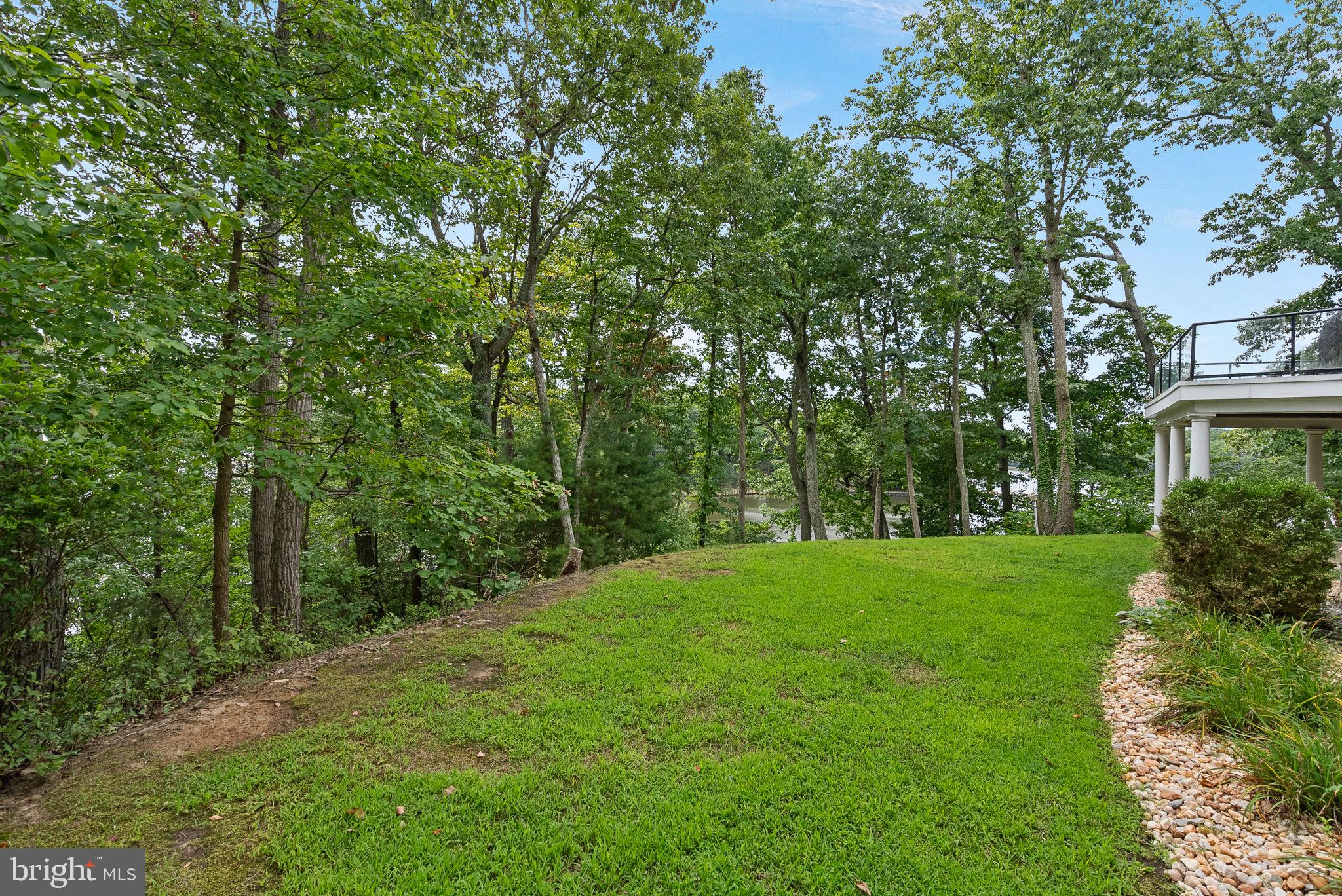 MAYNADIER - Residential