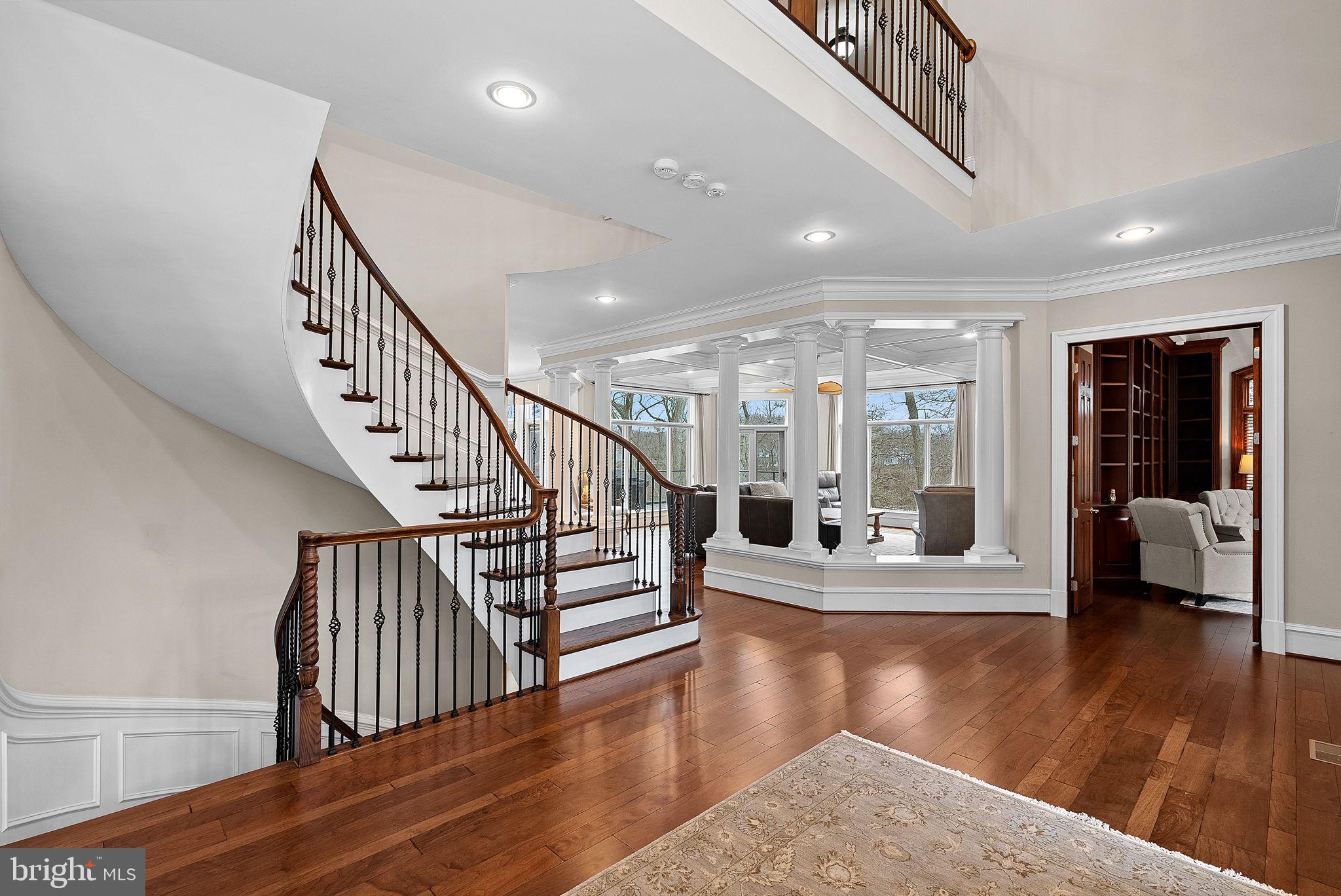 MAYNADIER - Residential