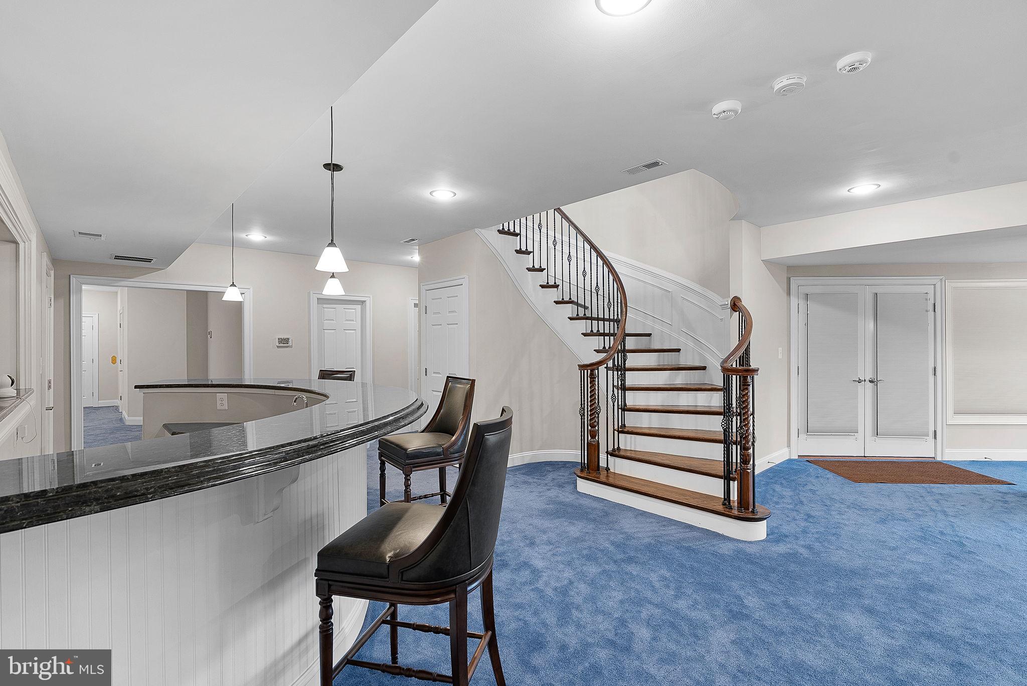 MAYNADIER - Residential