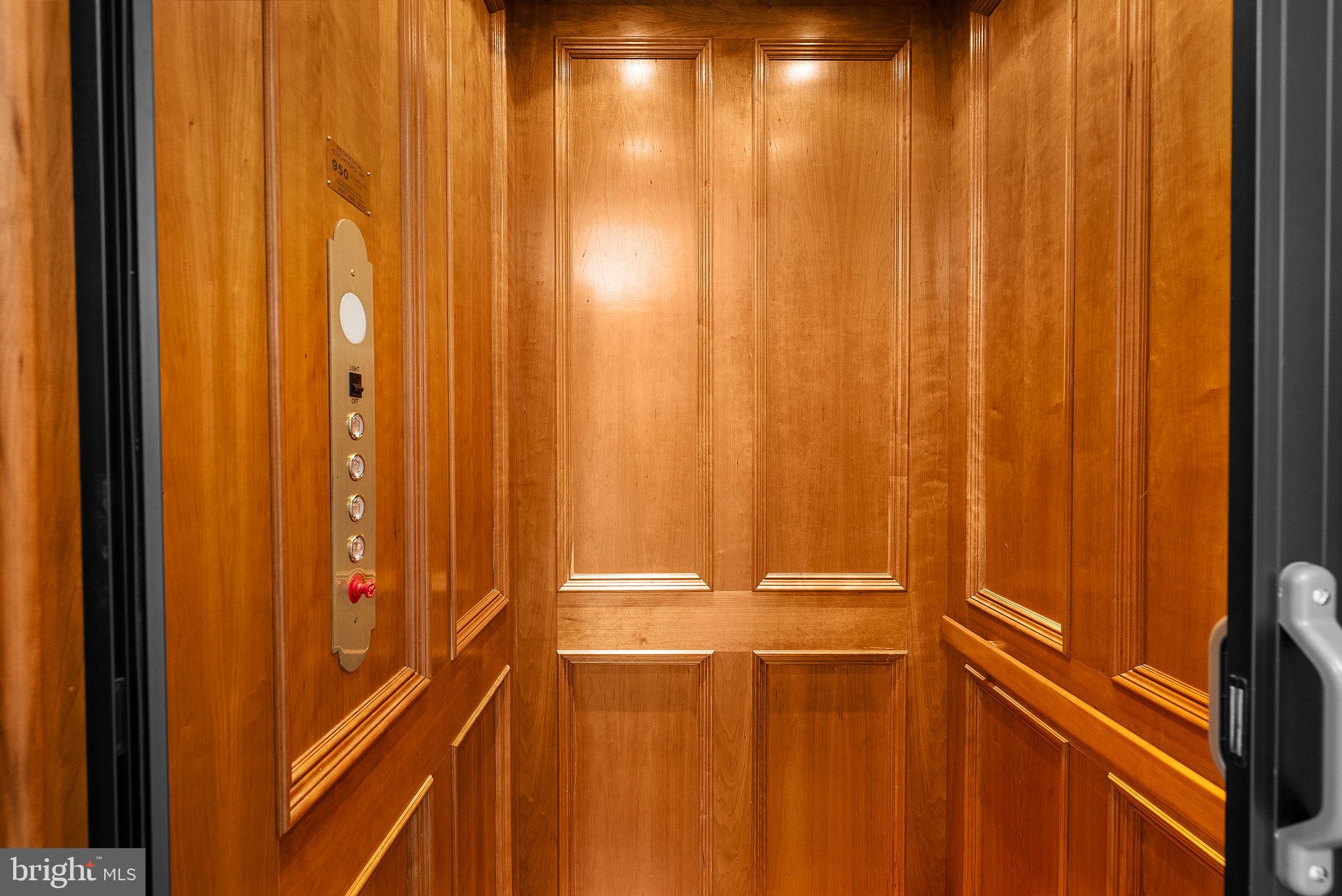 MAYNADIER - Residential