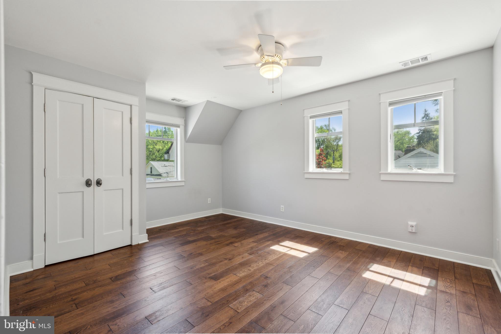 BROYHILL HILLS - Residential